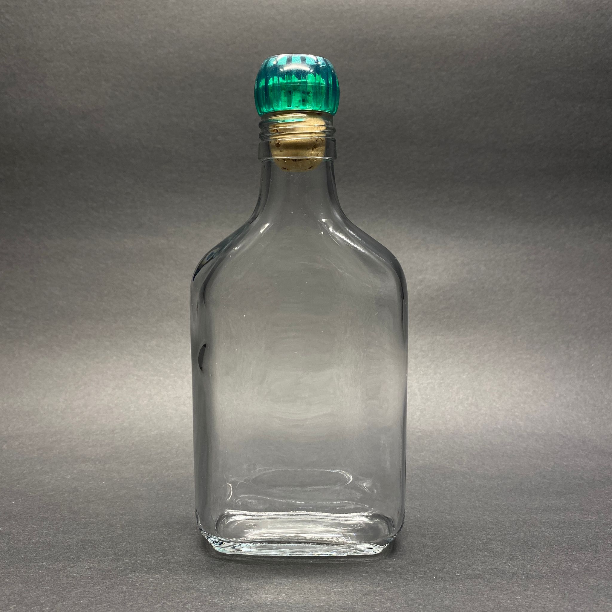 200 Cc Coldbrew Yassı Cam Şişe - Yeşil Başlıklı Doğal Mantar Tıpalı - 200 Ml Yassı Soğuk Kahve Şişe