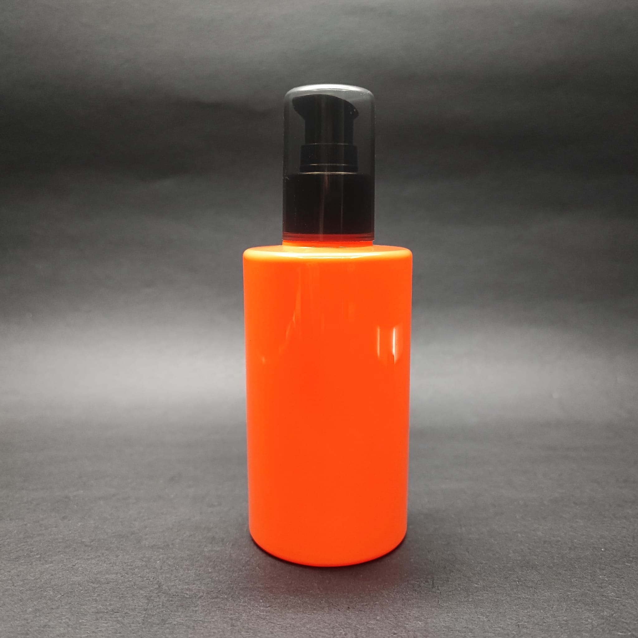 200 Cc Küt Boyunlu Silindir Pet Şişe (24 Gr) - Siyah Losyon Pompalı - 200 Ml Plastik Şişe - Turuncu