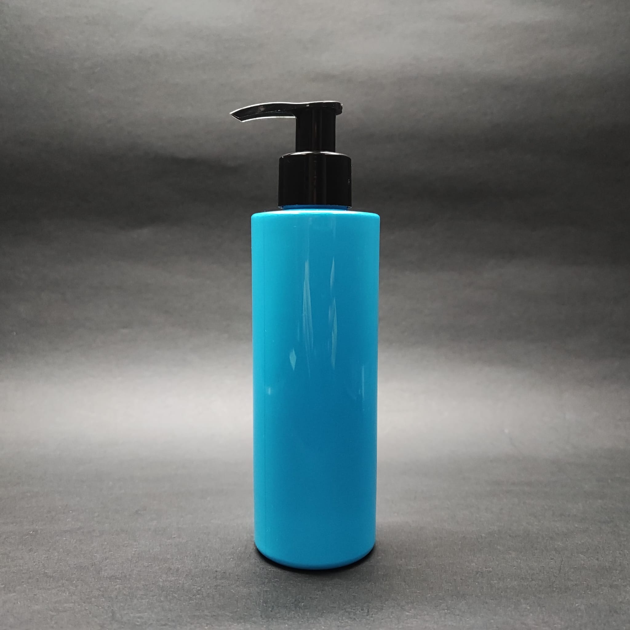 200 Cc Küt Boyunlu Uzun Silindir Pet Şişe (24 Gr) - Siyah Sıvı Sabun Pompalı - 200 Ml Plastik Şişe - Mavi