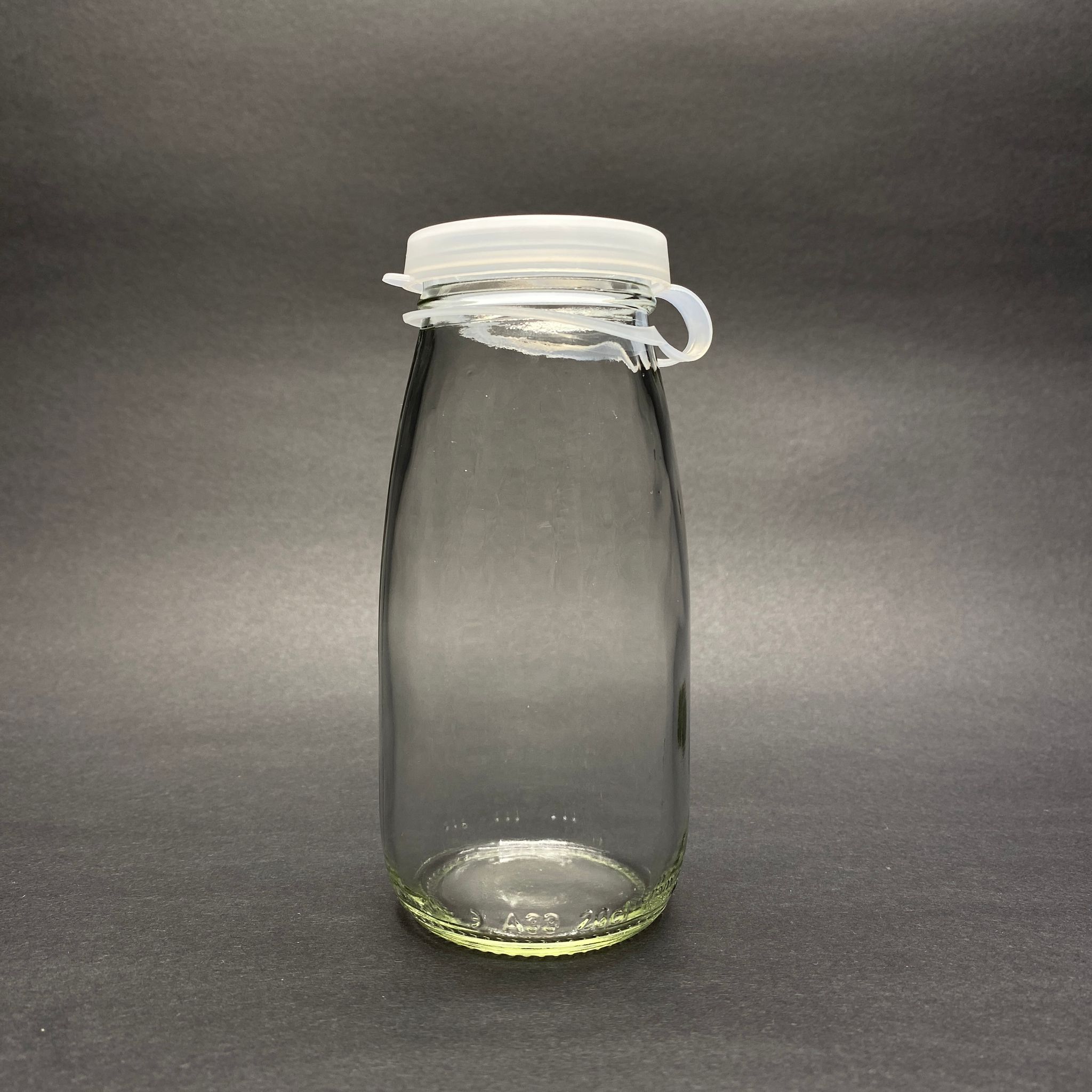 200 Cc Tombul Cam Ayran Şişesi - Şeffaf Şişeye Takılan Geçme Kapaklı - 200 Ml Nostalji Şıra Limonata Şişesi
