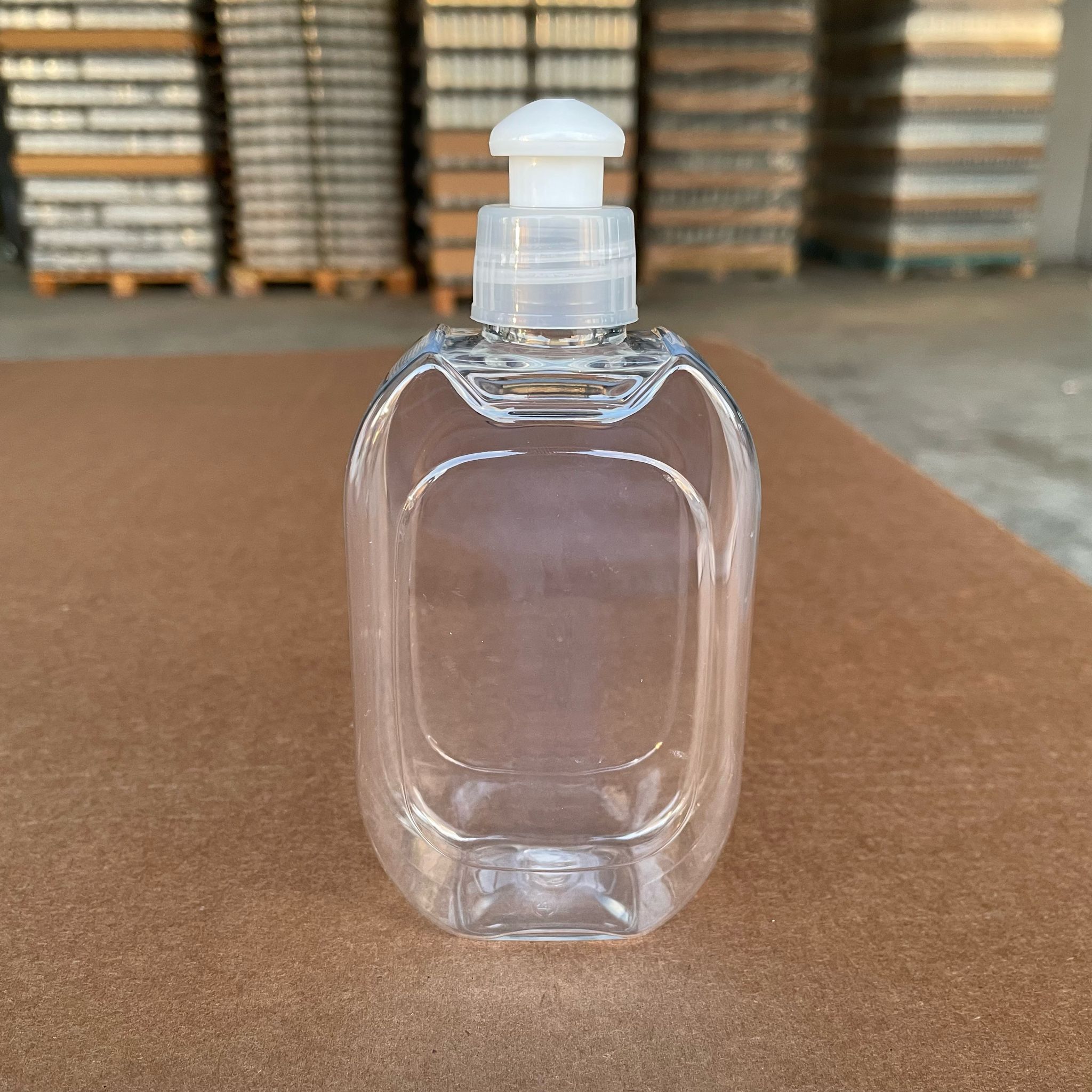 200 Cc Yassı İtalyan Model Kalın Pet Şişe (30 Gr) - Şeffaf Akıtıcılı Push-Pull  Kapaklı - 200 Cc Yassı İtalyan Model Kalın Plastik Şişe