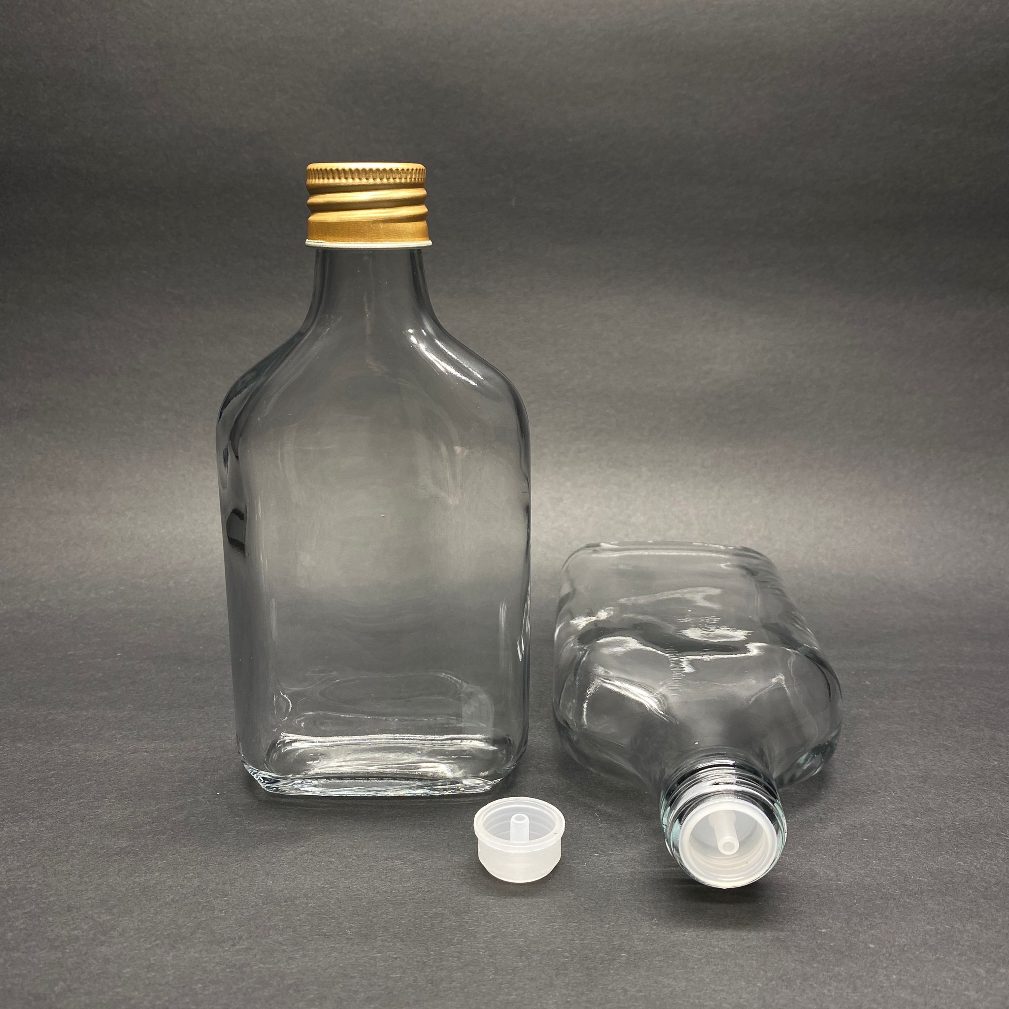 200 Cc Yassı Lüx Kolonya Cam Şişe - Gold Metal Alüminyum Kapaklı + Kolonya Tıpalı - 200 Ml Lüks Metal Kapaklı Cam Kolonya Şişesi