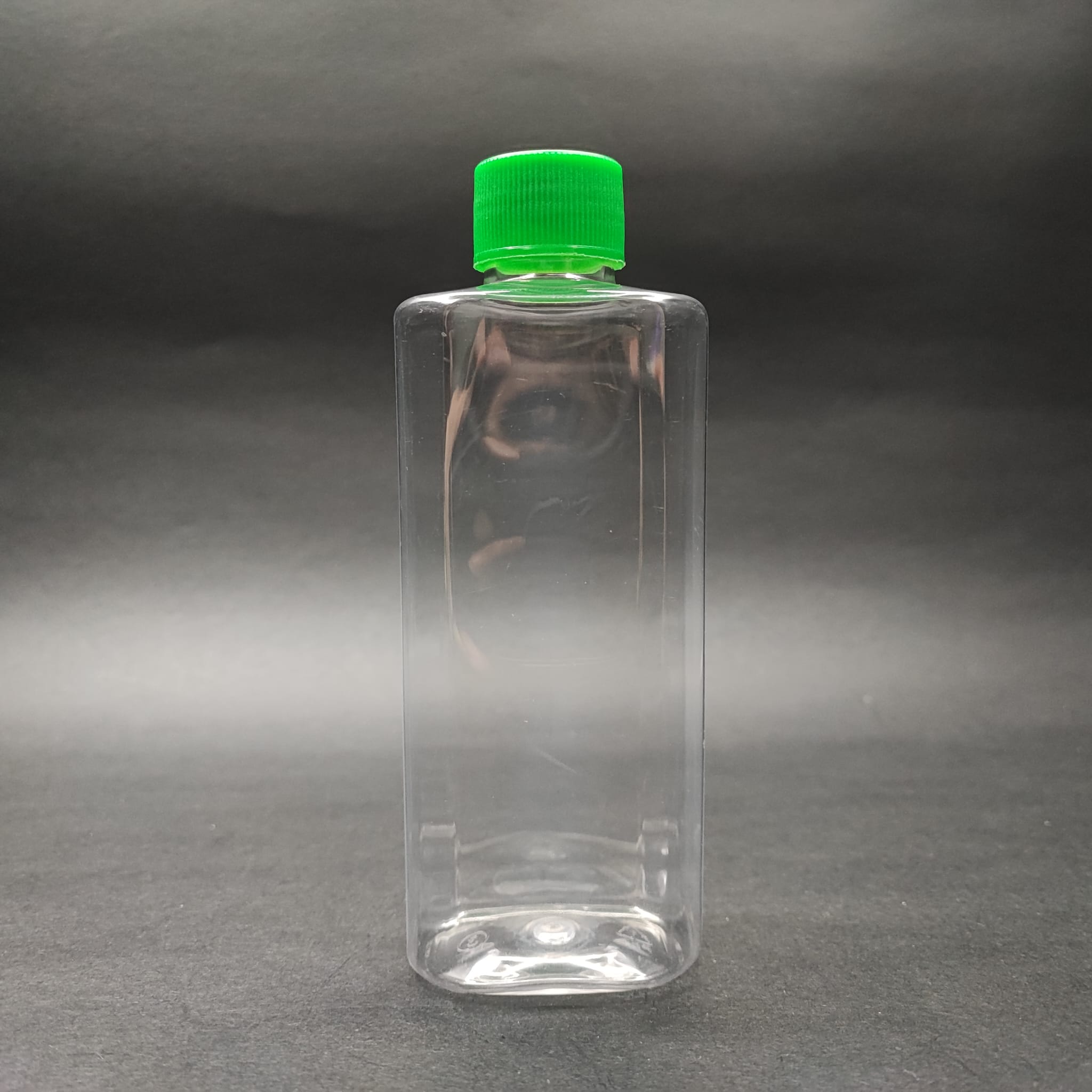 200 Cc Yassı Pet Şişe - Contalı Yeşil Kapaklı - 200 Ml Kapaklı Plastik Şişe