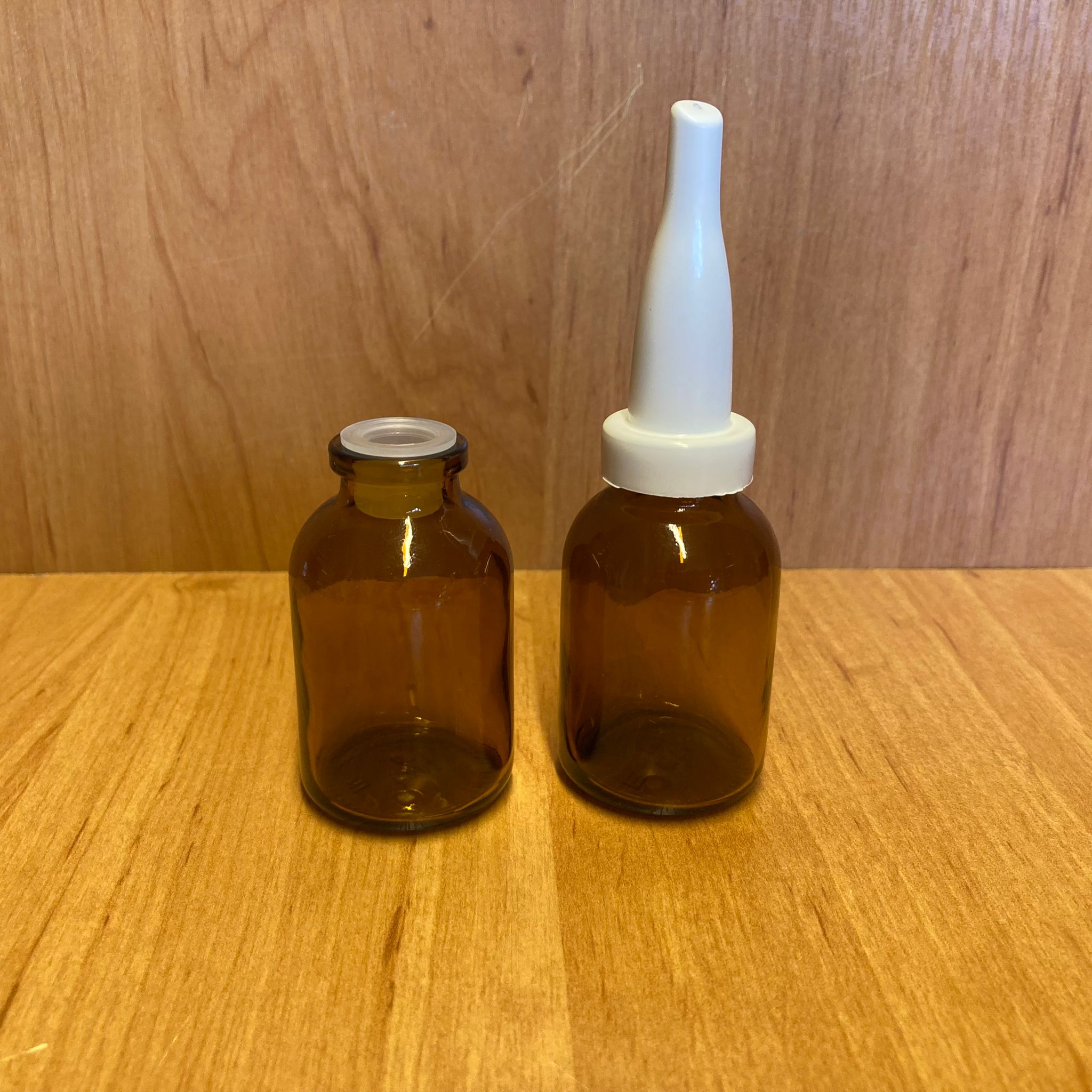 25 Cc Amber Flakon Penisilin Şişesi - Beyaz Üstten Damlalıklı - Plastik Tıpalı - 25 Ml Damlalıklı Kahverengi Cam Şişe