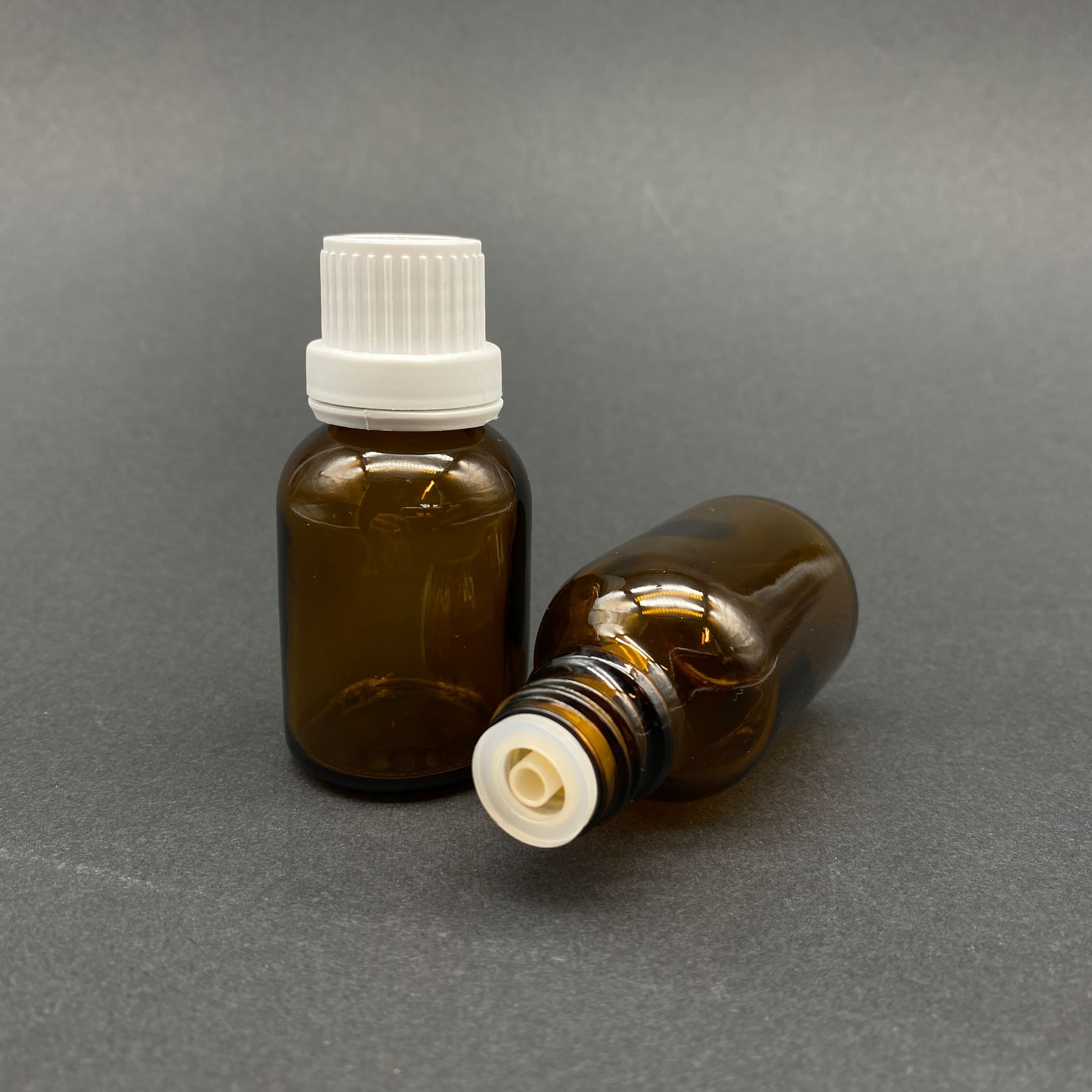 25 Cc Amber İçten Damlalıklı - Beyaz Kilit Kapaklı Cam Şişe - 25 Ml Amber Standart İçten Damlalıklı Cam Şişe