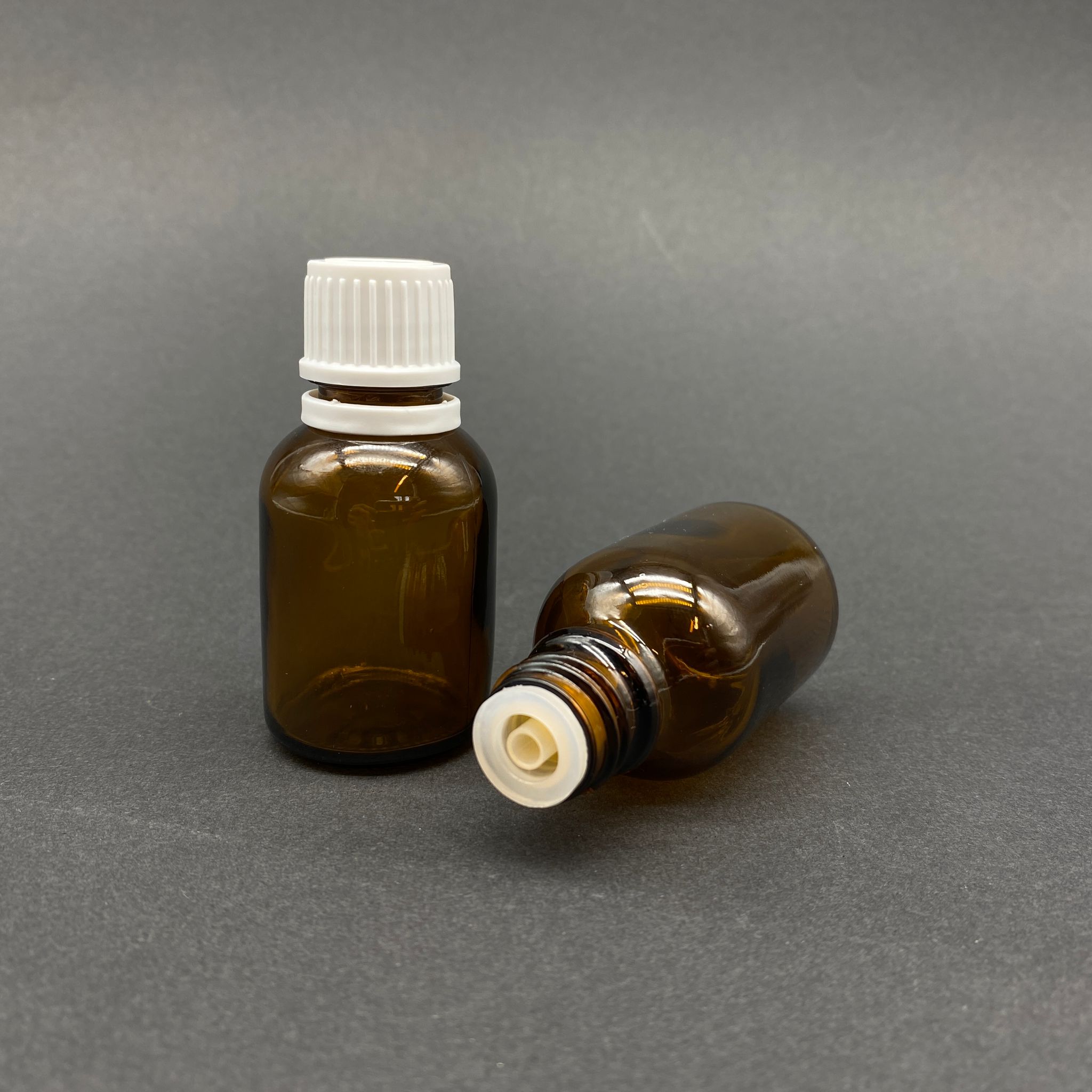 25 Cc Amber İçten Damlalıklı - Beyaz Kilit Kapaklı Cam Şişe - 25 Ml Amber Yeni İçten Damlalıklı Cam Şişe
