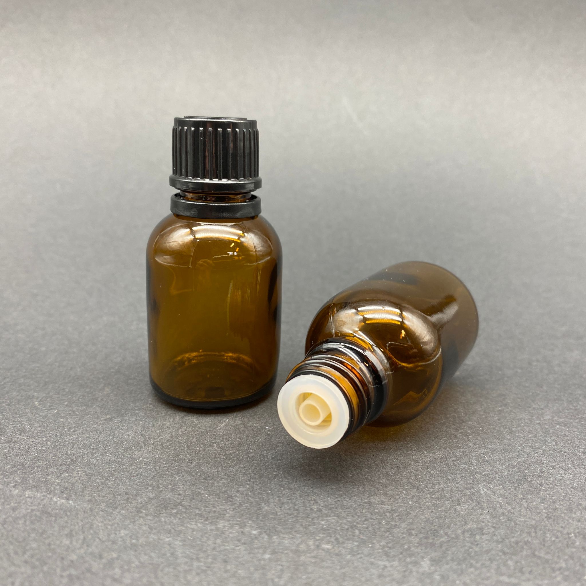 25 Cc Amber İçten Damlalıklı - Siyah Kilit Kapaklı Cam Şişe - 25 Ml Amber Yeni İçten Damlalıklı Cam Şişe