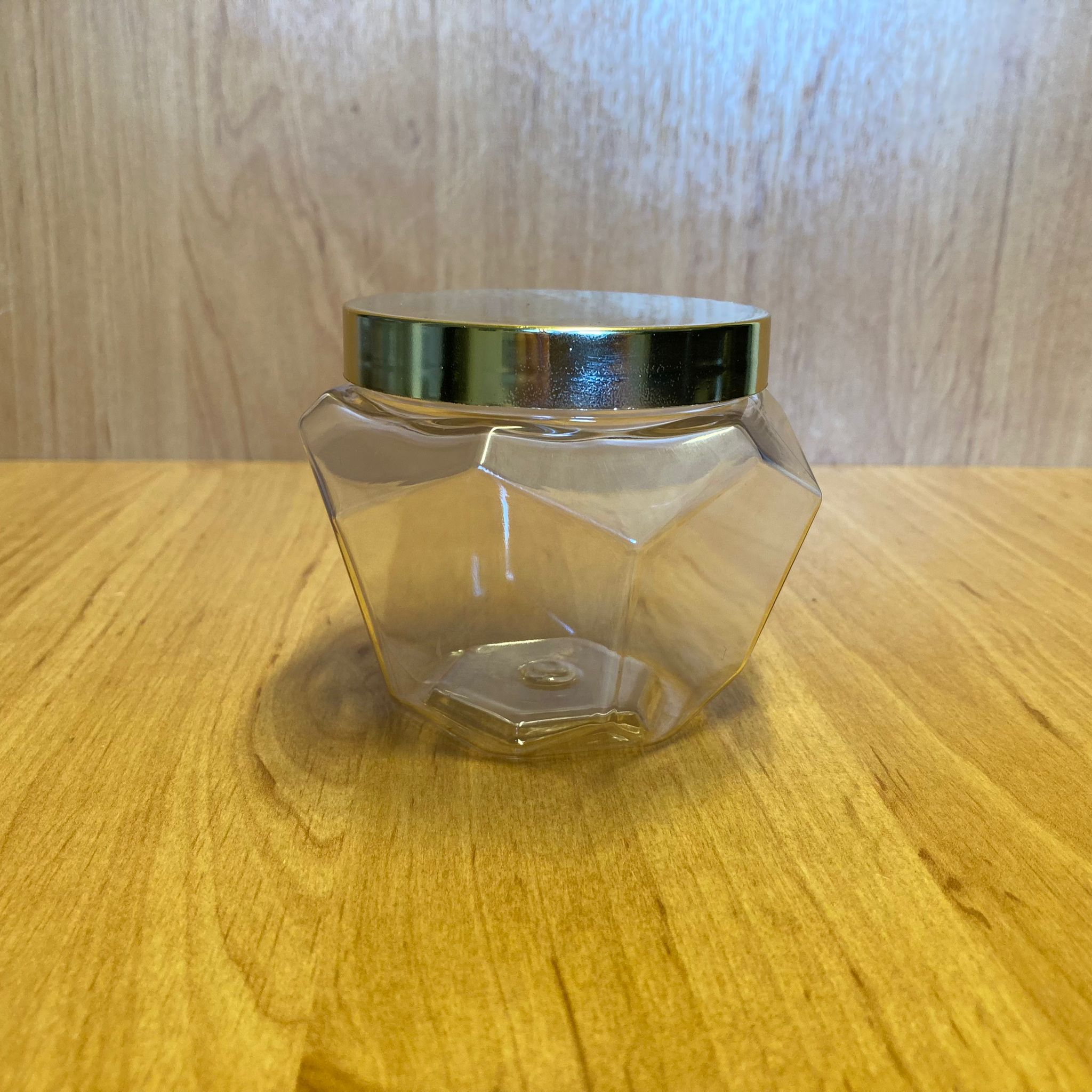 250 Cc Altıgen Sert Plastik Kavanoz - Gold Kapaklı - 250 Ml Altıgen Plastik Krem Kavanozu