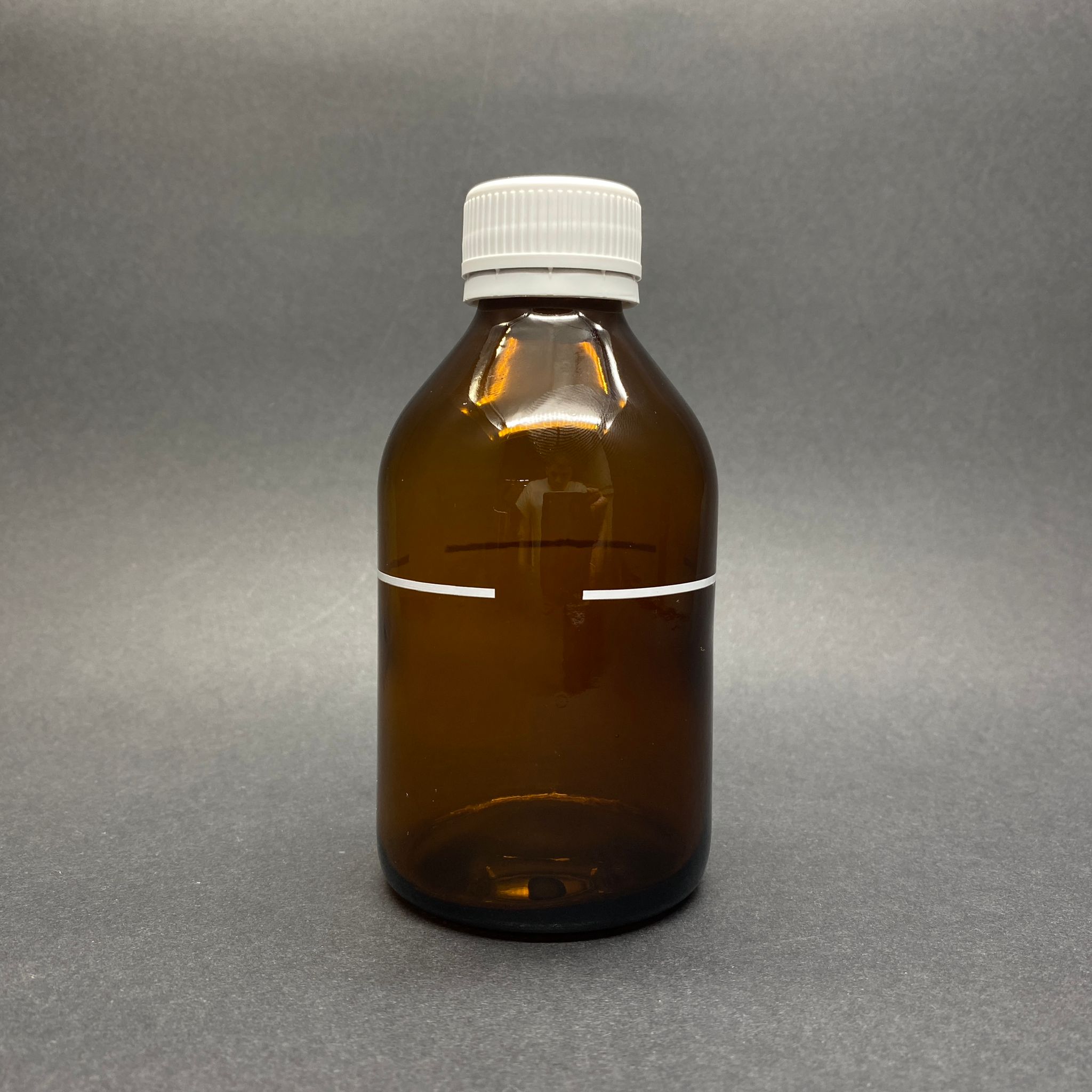 250 Cc Amber Çizgili Model Cam Şişe - Beyaz Kilitli Contalı Kapaklı - 250 Ml Kahverengi Boş Şurup Şişesi - Ecza Şişesi (Ağız Çapı 31 Mm) - Kapak Markası Berıcap