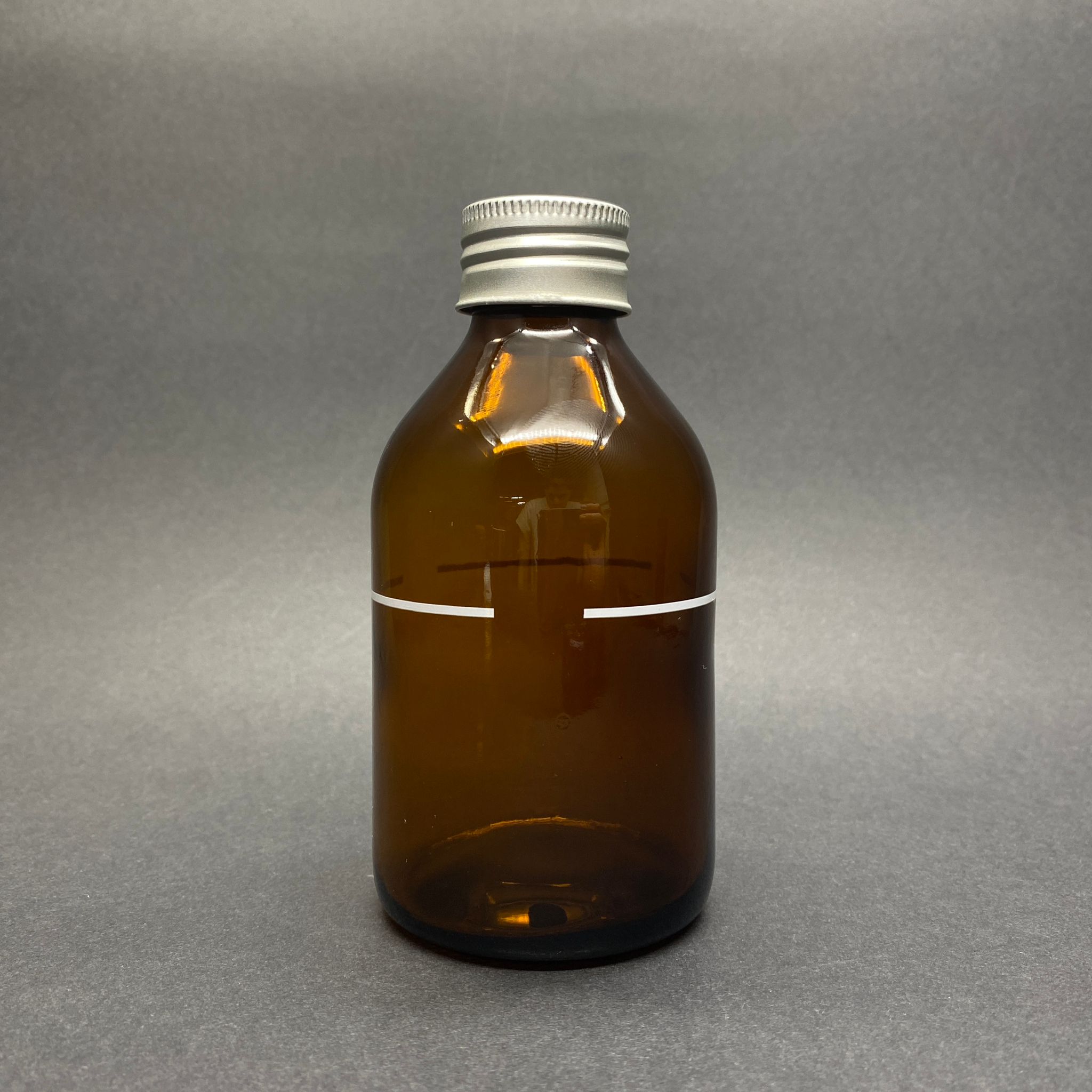 250 Cc Amber Çizgili Model Cam Şişe - Gümüş Metal Kapaklı - 250 Ml Kahverengi Boş Şurup Şişesi - Ecza Şişesi (Ağız Çapı 31 Mm) - Kapak Gereğinden Fazla Sıkılırsa Atar