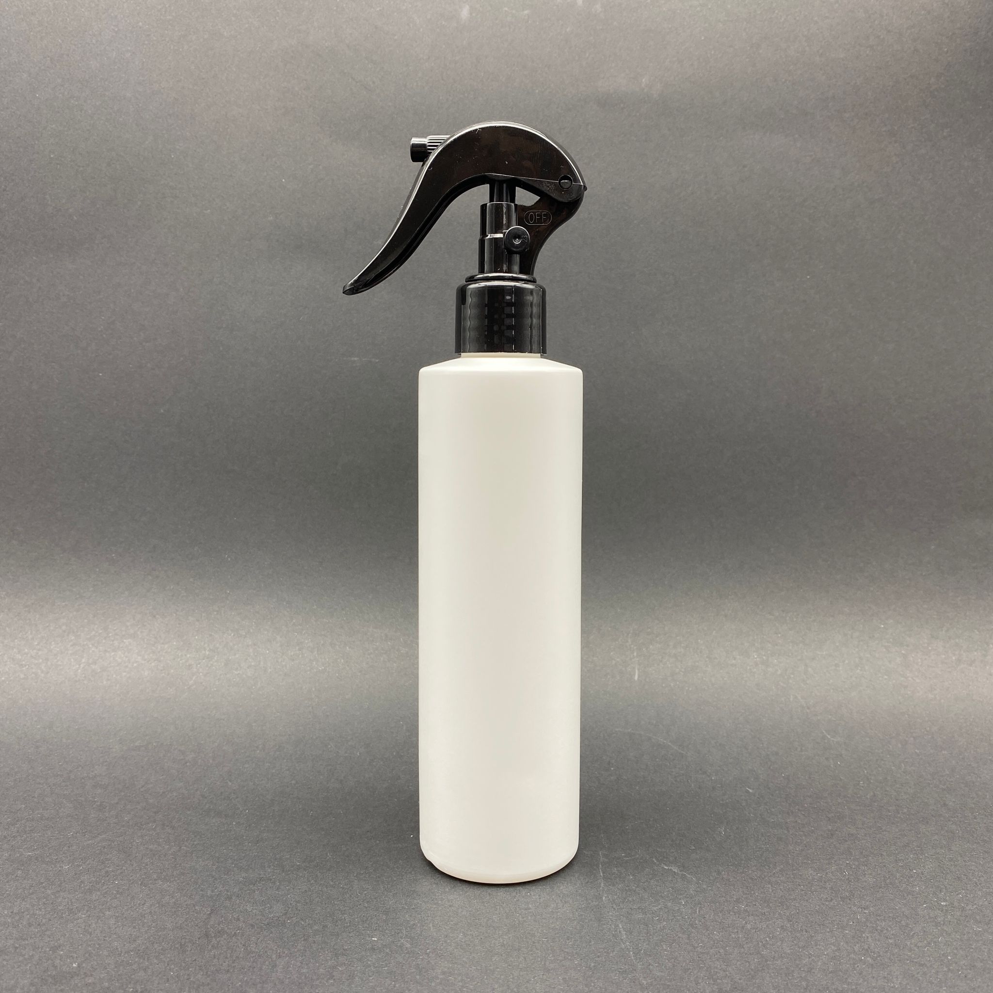 250 Cc Beyaz Polietilen Şişe - Siyah Triger Spreyli - 250 Ml Spreyli Plastik Şişe