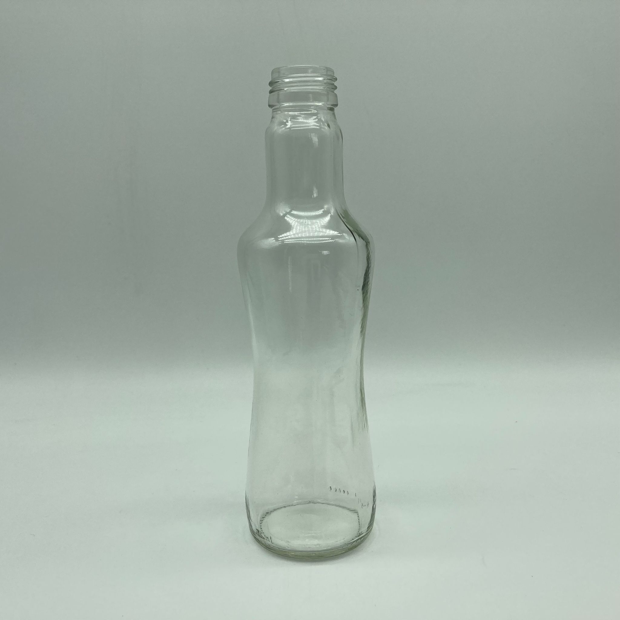 250 Cc Cam Şişe İnce Belli Şeffaf (28 Ağız Vidalı) - 250 Ml Cam Şişe Kapaksız