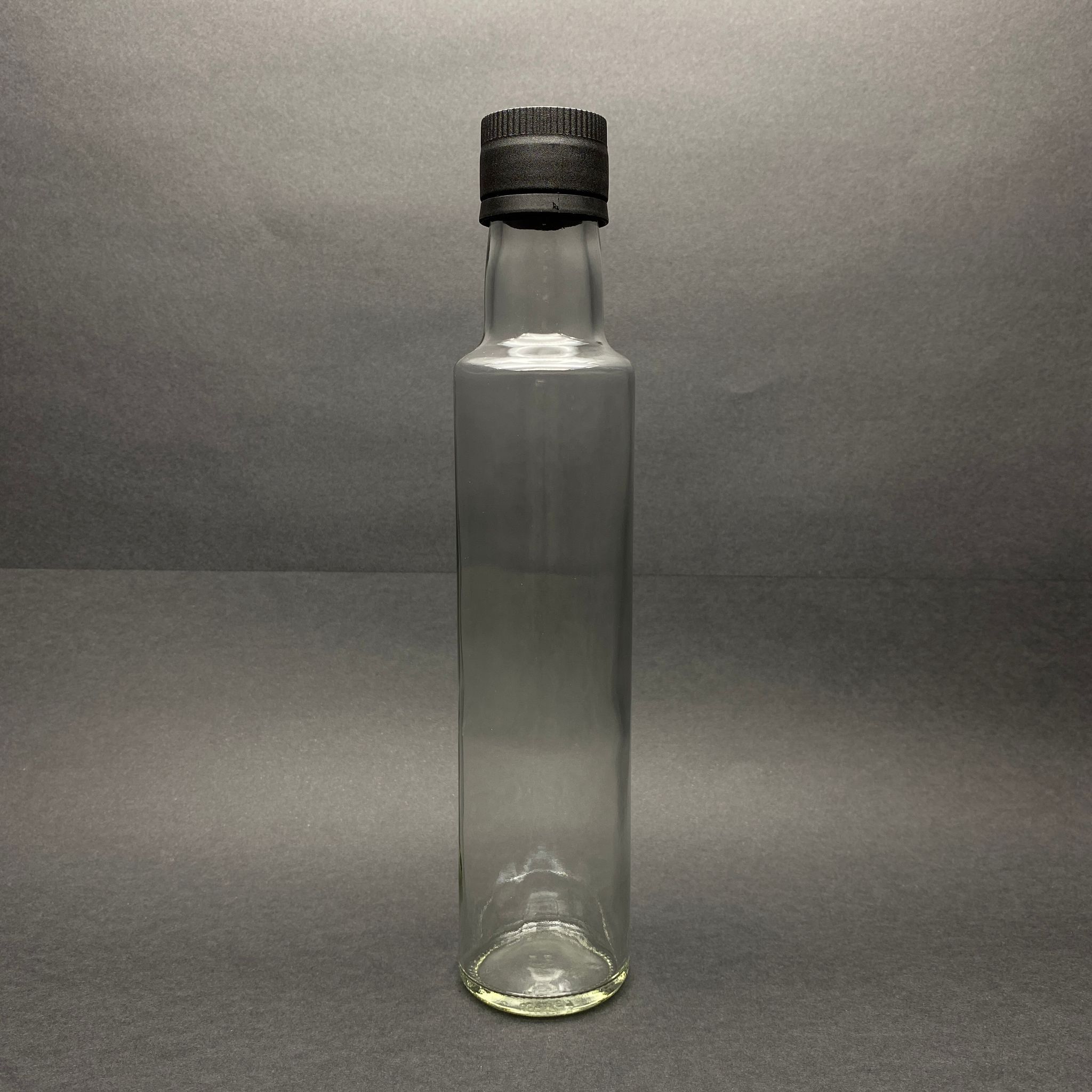 250 Cc Dorika Cam Şişe - Kilitli Siyah Bilyeli Plastik Kapaklı - 250 Ml Silindir Yağ Şişesi - Sirke Şişesi - Sıvıyı Kontrollü Akıtmayı Sağlar