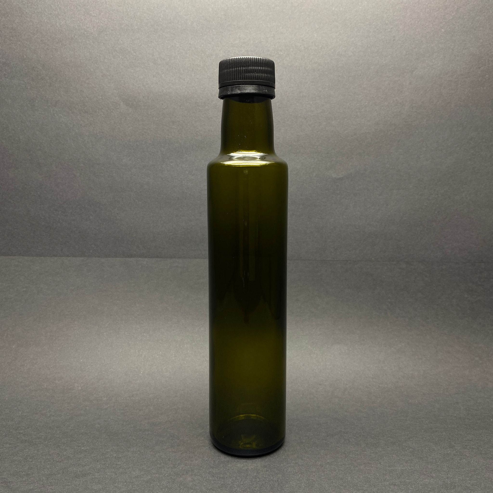 250 Cc Dorika Yeşil Cam Şişe - Siyah Kilitli Plastik Kapaklı  - 250 Ml Silindir Yağ Şişesi - Sirke Şişesi - Kapak Markası Berıcap