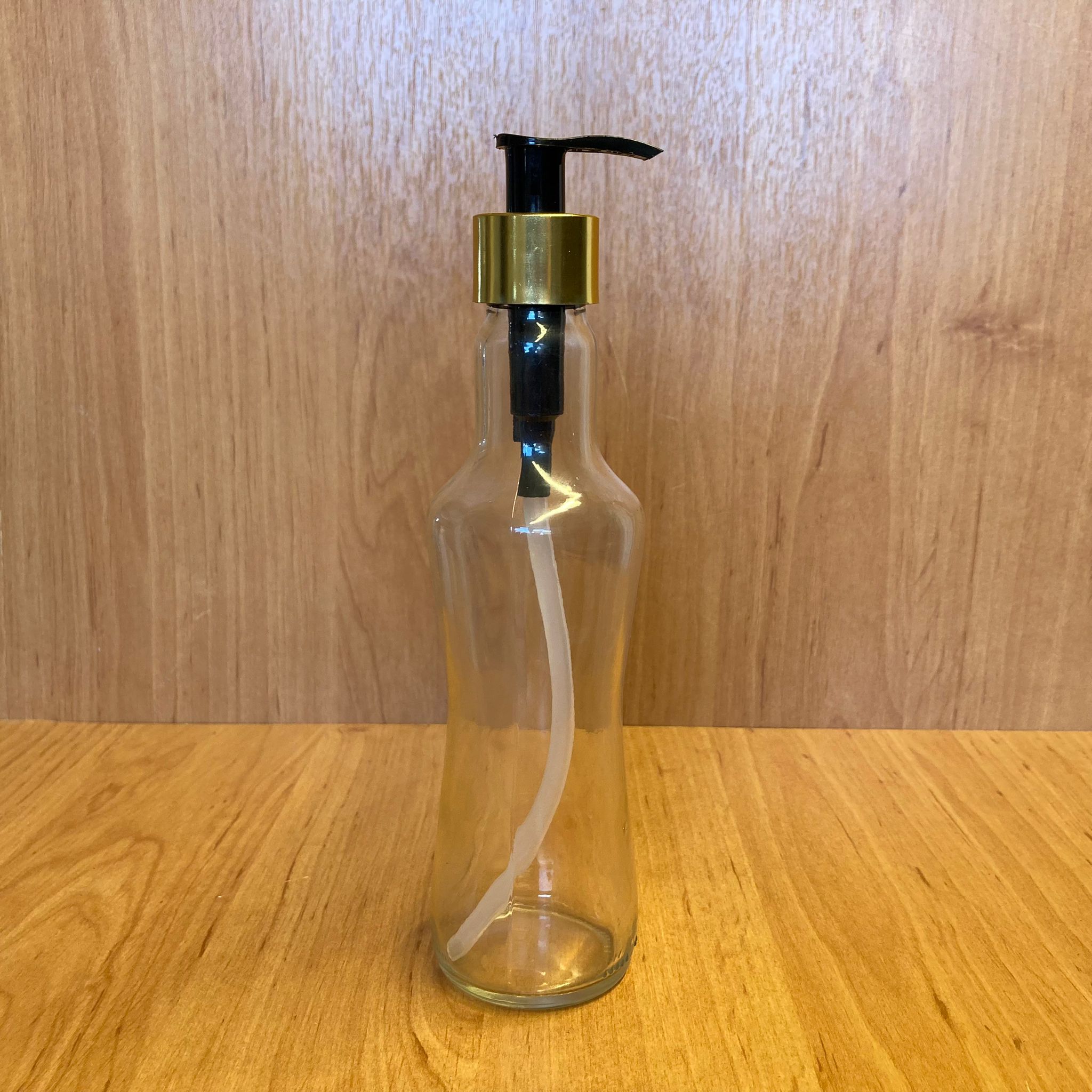 250 Cc İnce Belli Cam Şişe - Gold Pompalı - 250 Ml Pompalı Şişe
