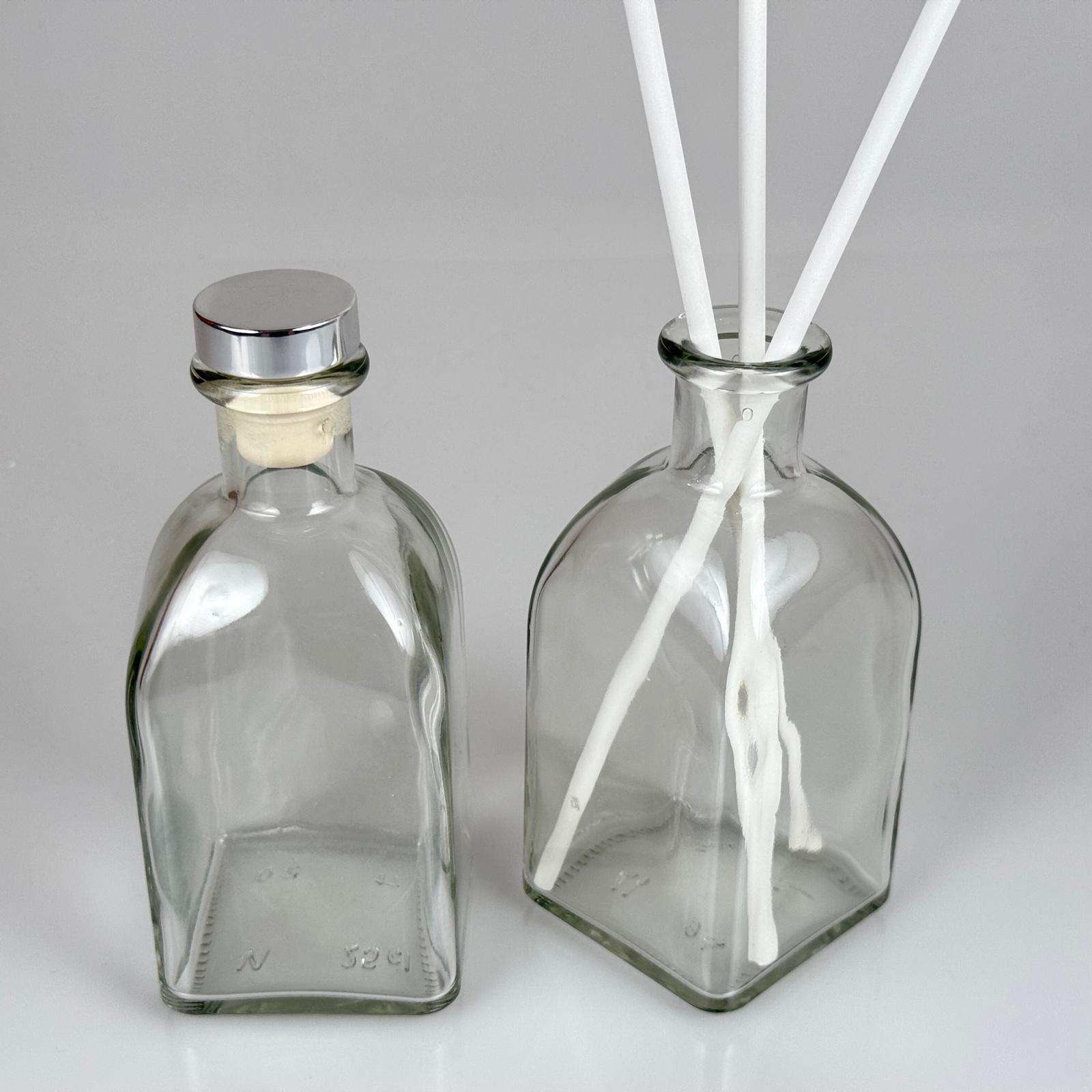 250 Cc Kare Frask Model Cam Bambu Oda Kokusu Şişesi - 250 Ml Çubuklu Köşeli Bambu Oda Kokusu Şişesi - Difüzör Şişe- Cam Şişe + Gümüş Tıpa + 3 Adet Fiber Beyaz Bambu Çubuk