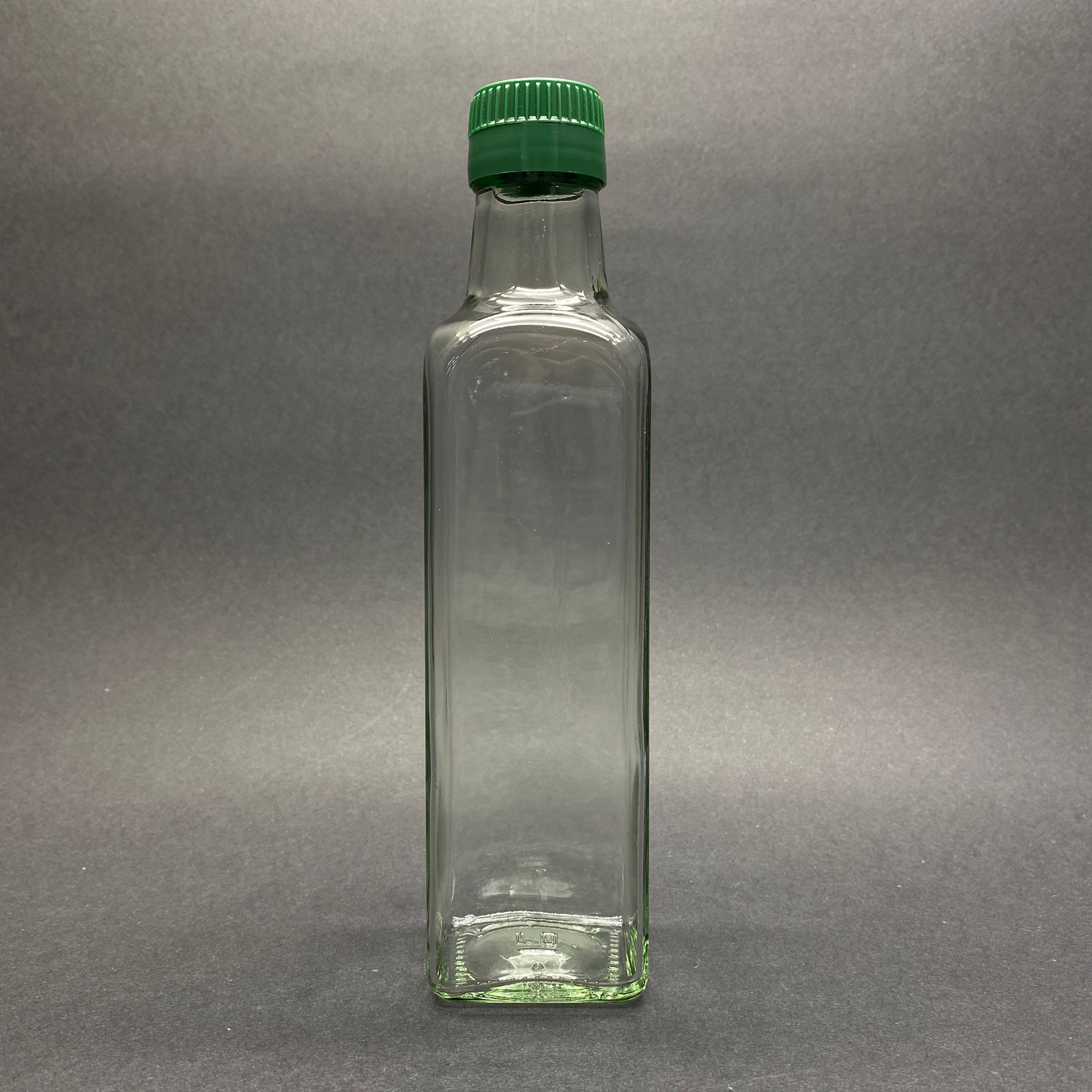 250 Cc Köşeli Maraska Cam Şişe - Yeşil Kilitli Çakma (Geçme) Kapaklı - 250 Ml İthal Maraska Cam Şişe