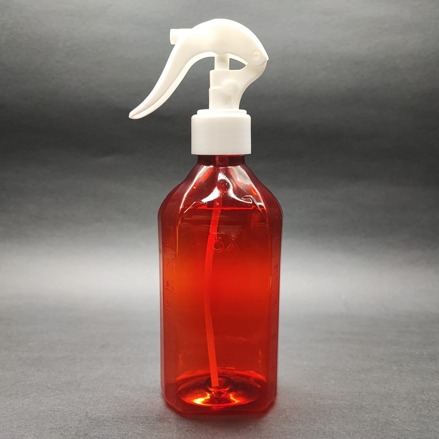 250 Cc Ölçekli Pet Şişe - Beyaz Triger Spreyli - 250 Ml Ve Oz Ölçülü Kırmızı Pet Şişe