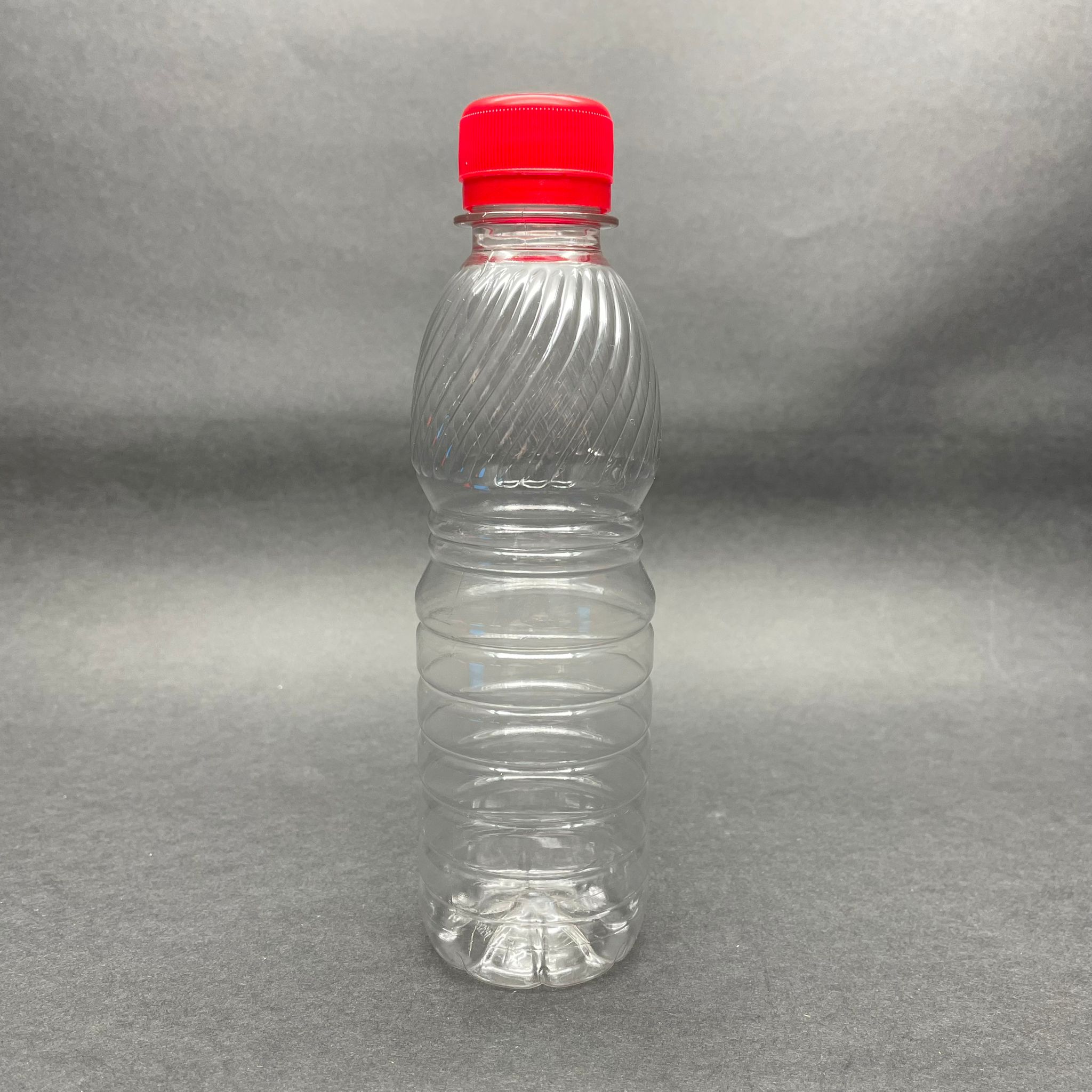 250 Cc Pet Şişe - Kırmızı Kilitli Kapaklı - 250 Ml Plastik Şişe - Uygun Fiyatlı Boş Pet Şişe