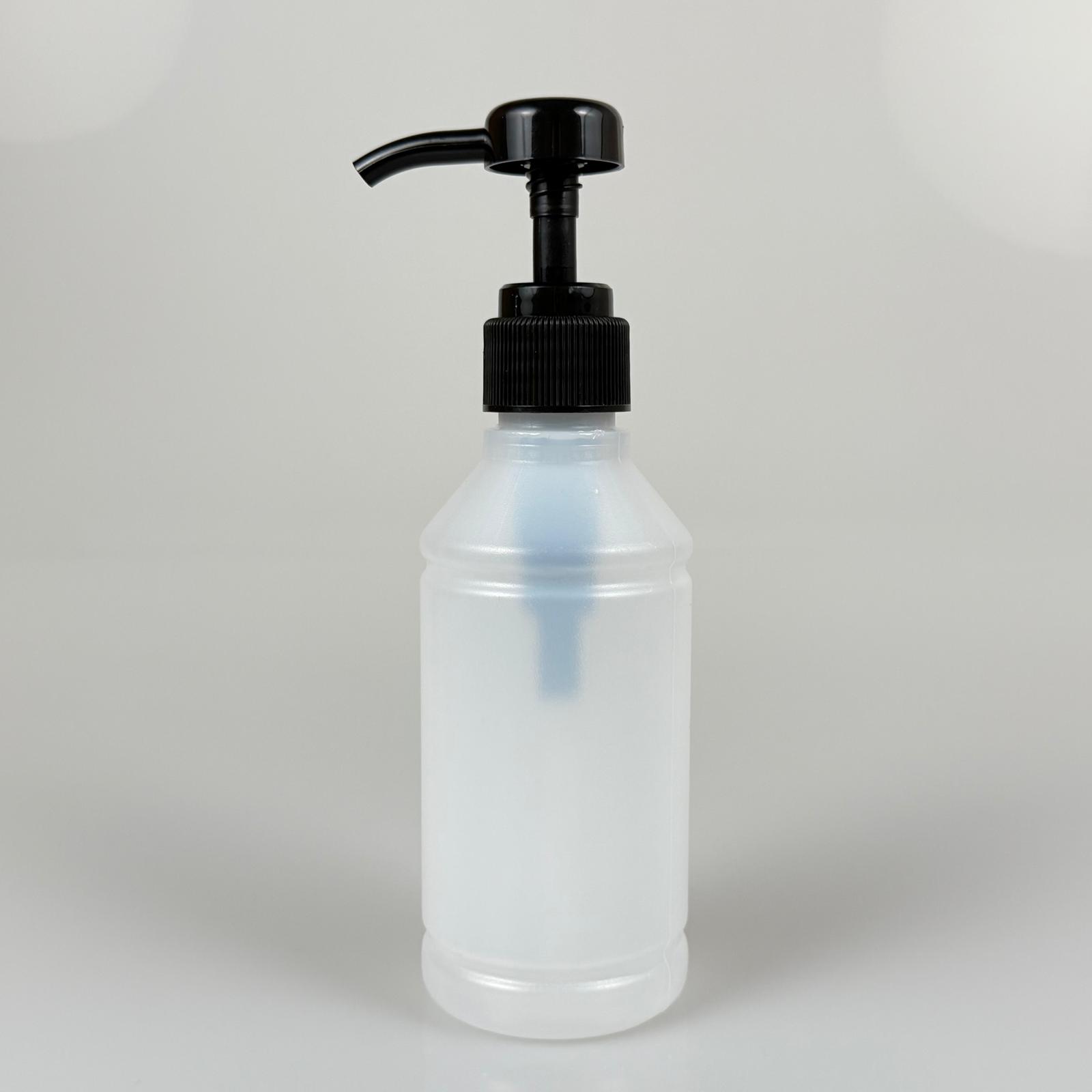 250 Cc Polietilen Yarı Saydam Model Şişe - Siyah Dozaj Pompalı (Her Basmada 4 Cc Sıvı Atar)  - 250 Ml Pompalı Şişe - Şurup, Şampuan, Krem Gibi Yoğun Kıvamlı Sıvılarda Kullanılır