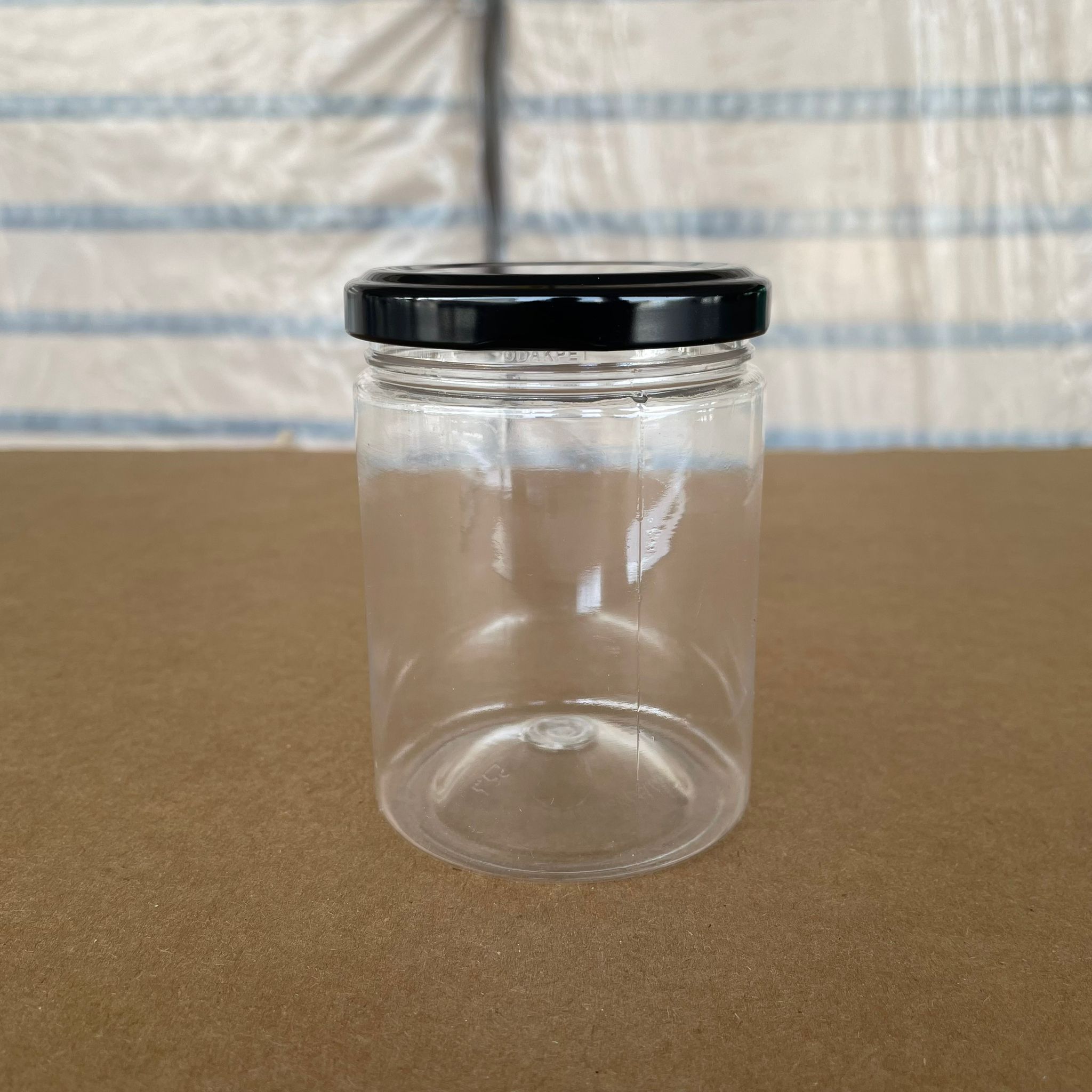 250 Cc Silindir Pet Kavanoz - Siyah Metal Kapaklı - 250 Ml Plastik Kavanoz