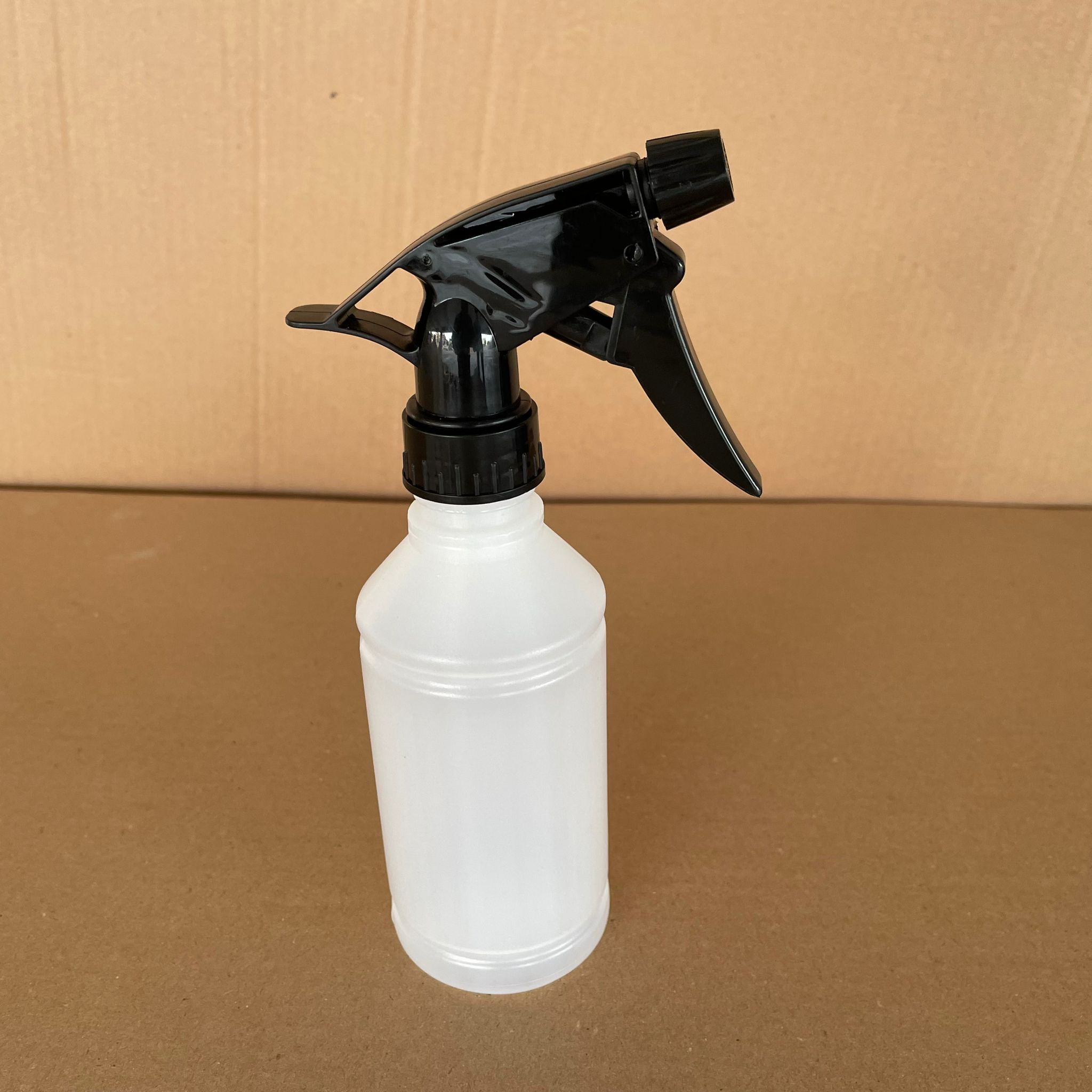250 Cc Tiner Şişesi - Siyah Dozajlı Kimyasala Dayanıklı Triger Tetik Spreyli - 250 Ml Kimyasala Dayanıklı Plastik Şişe - 0,25 Lt Polietilen Şişe