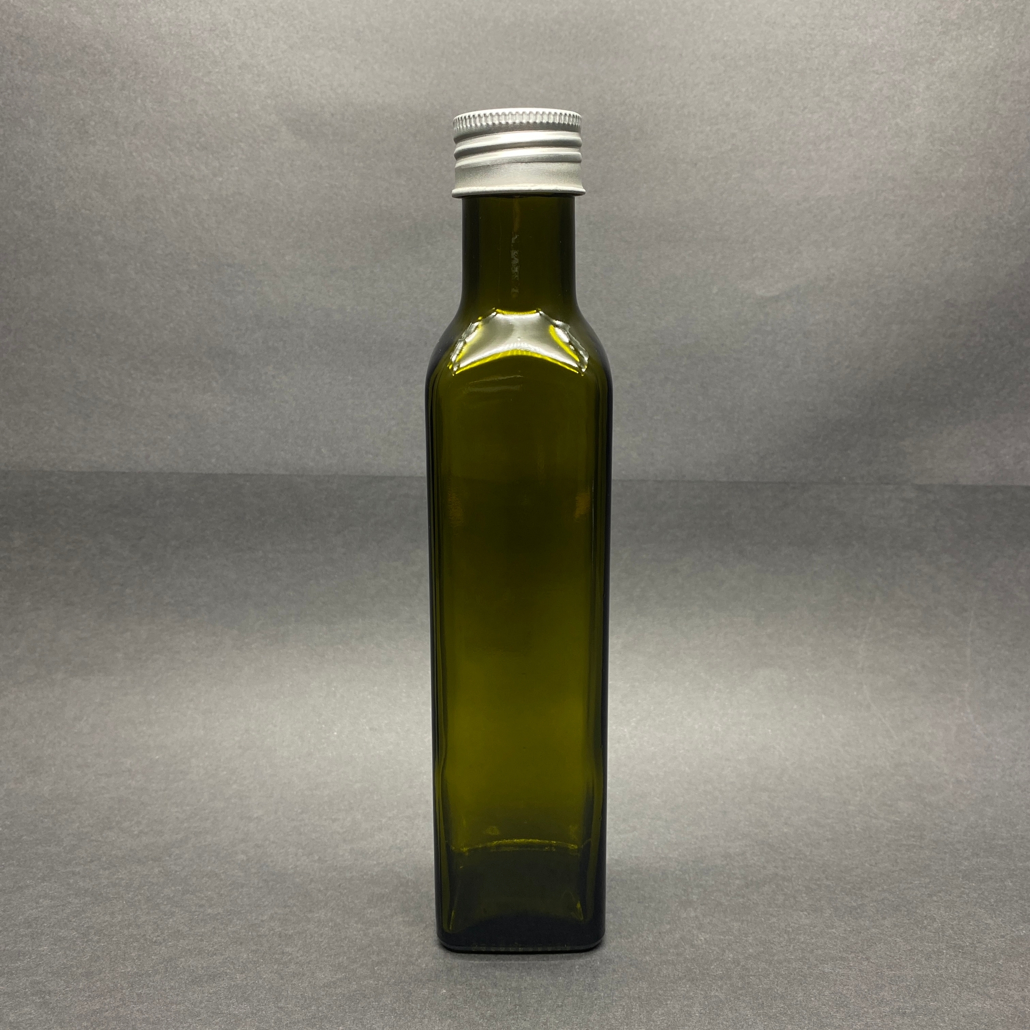 250 Cc Yeşil Maraska Cam Şişe - Gümüş Metal Alüminyum Kapaklı - 250 Ml Köşeli Yağ Şişesi - Sirke Şişesi