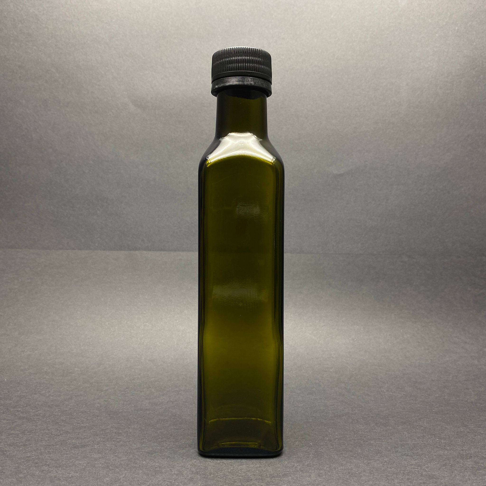 250 Cc Yeşil Maraska Cam Şişe - Siyah Kilitli Plastik Kapaklı - 250 Ml Köşeli Yağ Şişesi - Sirke Şişesi -  Kapak Markası Berıcap