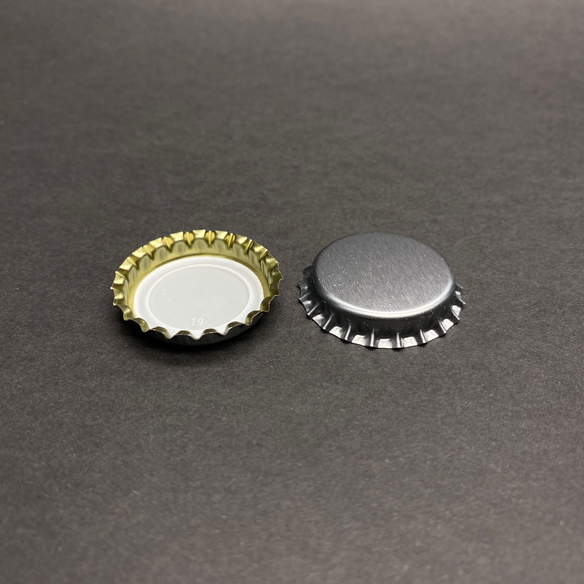 26 Mm Gazoz Kapağı Baskısız (Taç Kapak - Soda Gazoz Şişesi Uyumlu) Soda Şişeleri İçin Kapak - Gazoz Kapak - Gümüş