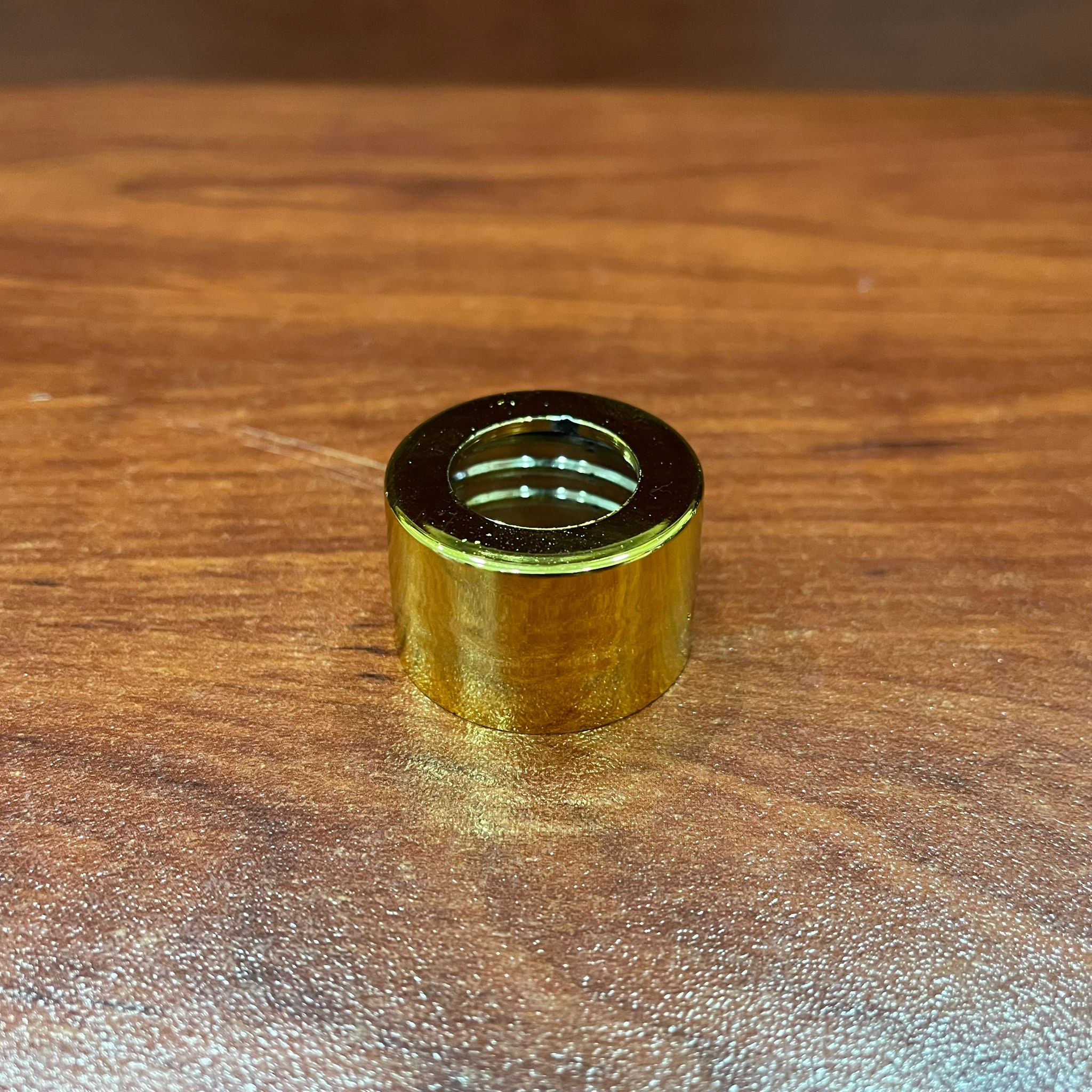 28 Mm Bambu Kapak Büyük Gold Kaplamalı - Plastik