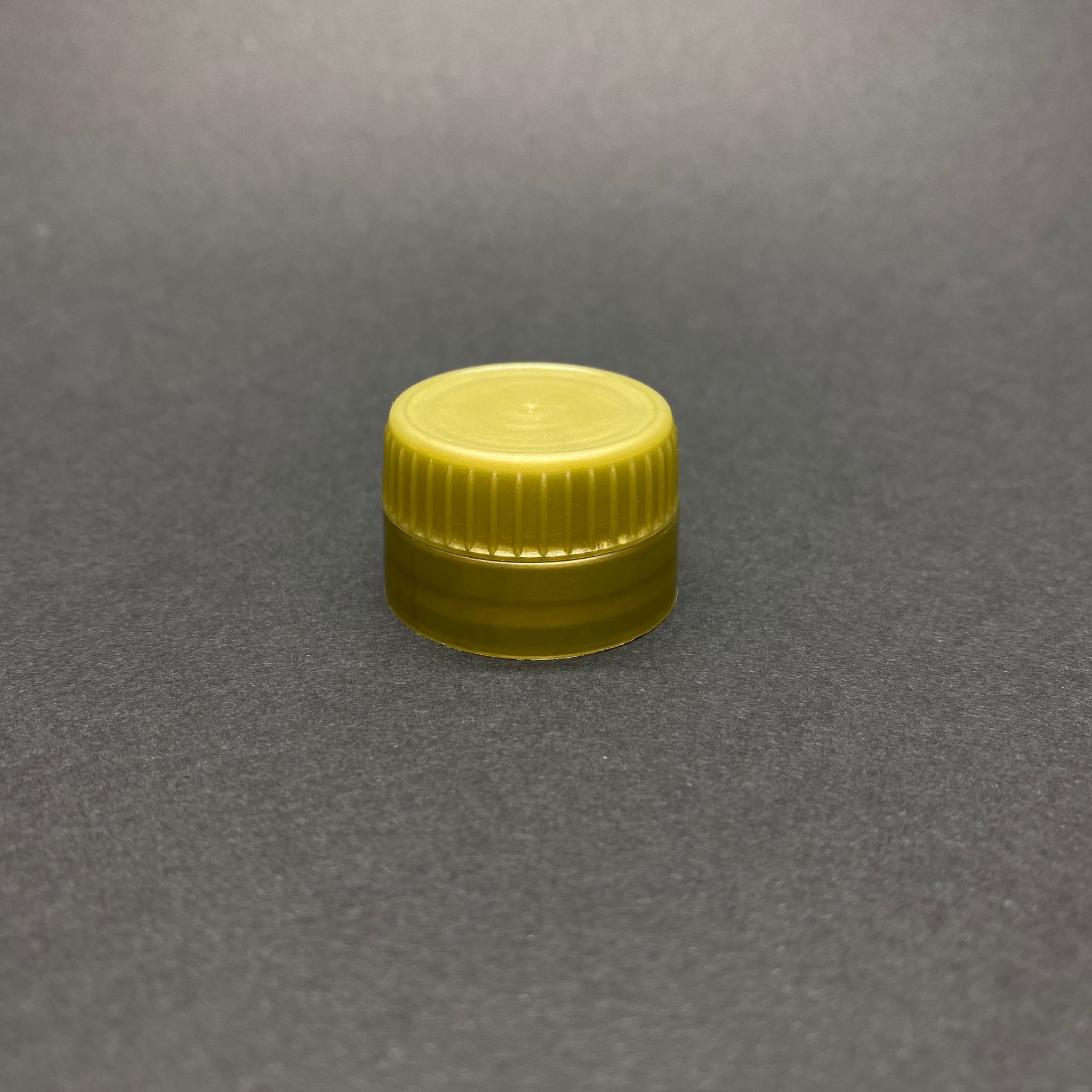 28 Mm Çakma Kapak - Gold - Bastırarak Kapanır - Bericap Marka  Ev 21/20 Cam Ve Pet İçin 29 Mm Cam Ve Pet Çakma