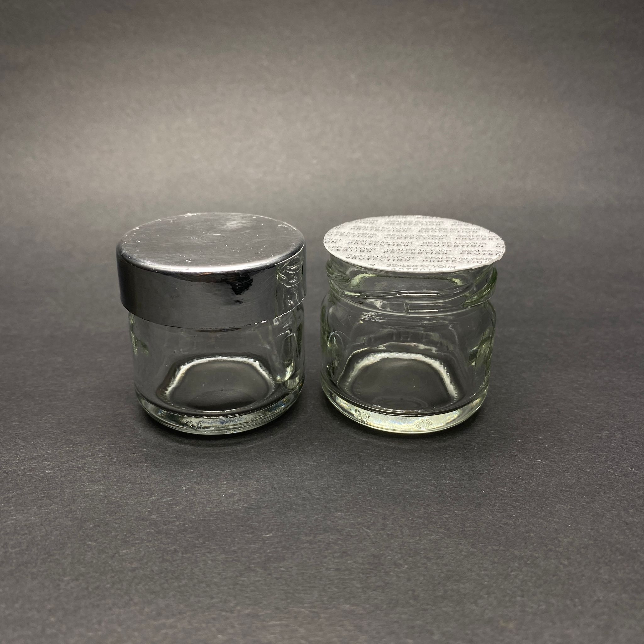 29 Cc Kavanoz - Gümüş Kaplamalı Derin Plastik Kapak + Kendinden Yapışkanlı Sızdırmaz Conta - 29 Ml Mini Cam Kavanoz