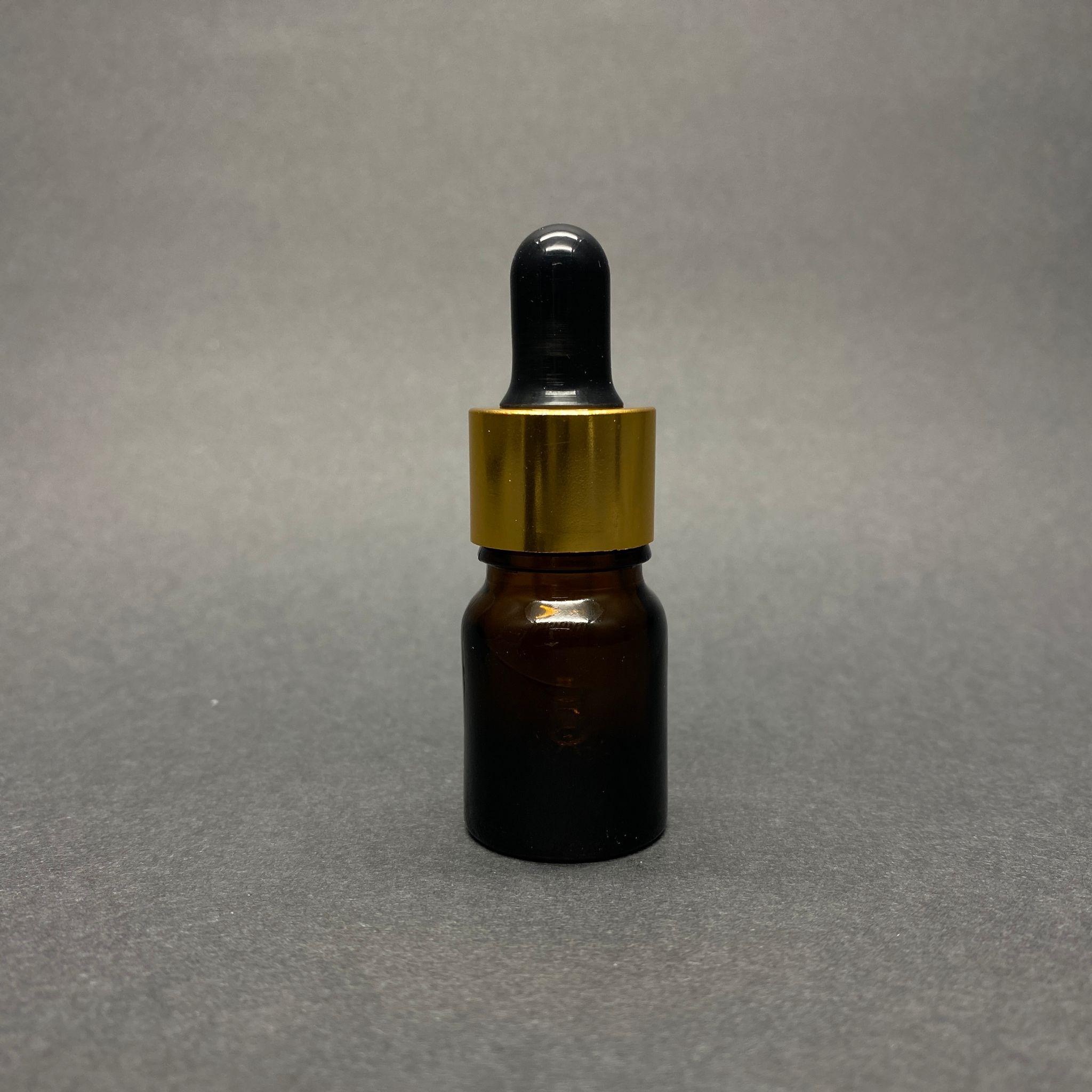 3 Cc Amber Cam Damlalıklı Şişe - Siyah Emzik - Gold Metalik Kapak - 3 Ml Kahverengi Cam Damlalıklı Şişe