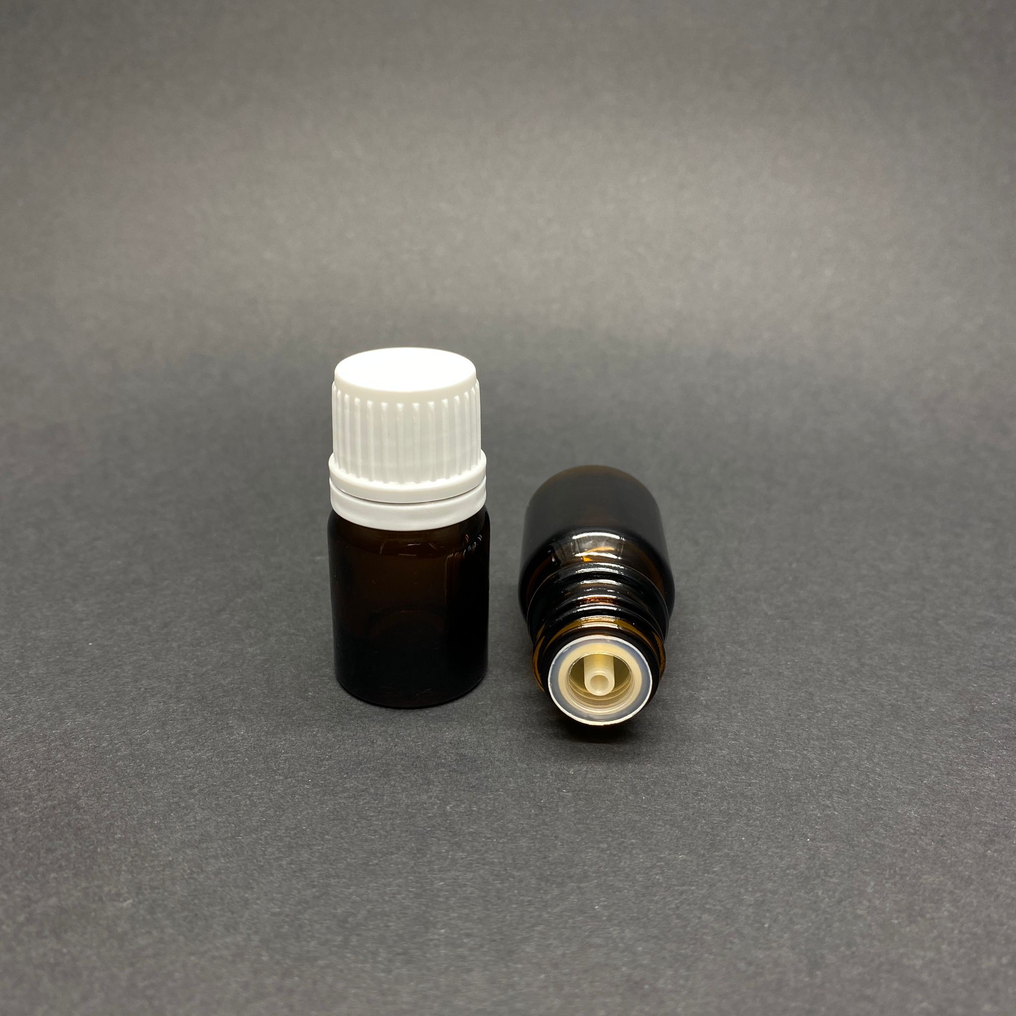 3 Cc Amber İçten Damlalıklı (Opsiyonel Damlalık) - Beyaz Kilitli Kapaklı Cam Şişe - 3 Ml Kolonya Tıpalı Cam Şişe
