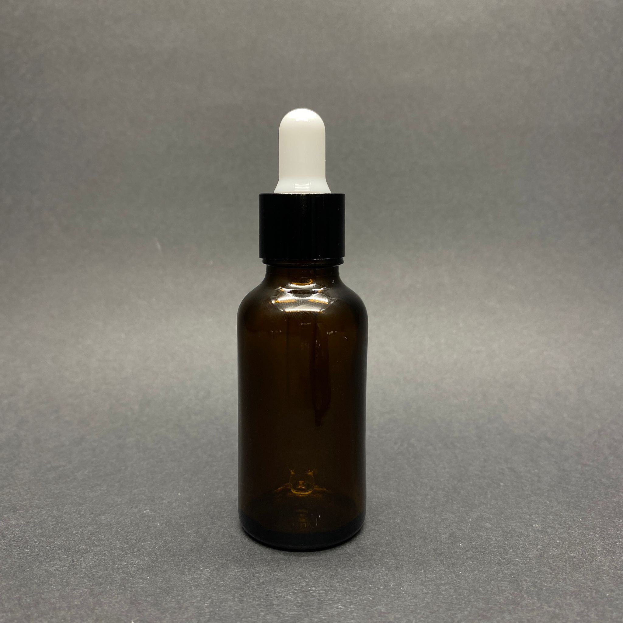 30 Cc Amber Cam Damlalıklı Şişe - Beyaz Emzik - Siyah Metalik Kapak - 30 Ml Kahverengi Cam Damlalıklı Şişe