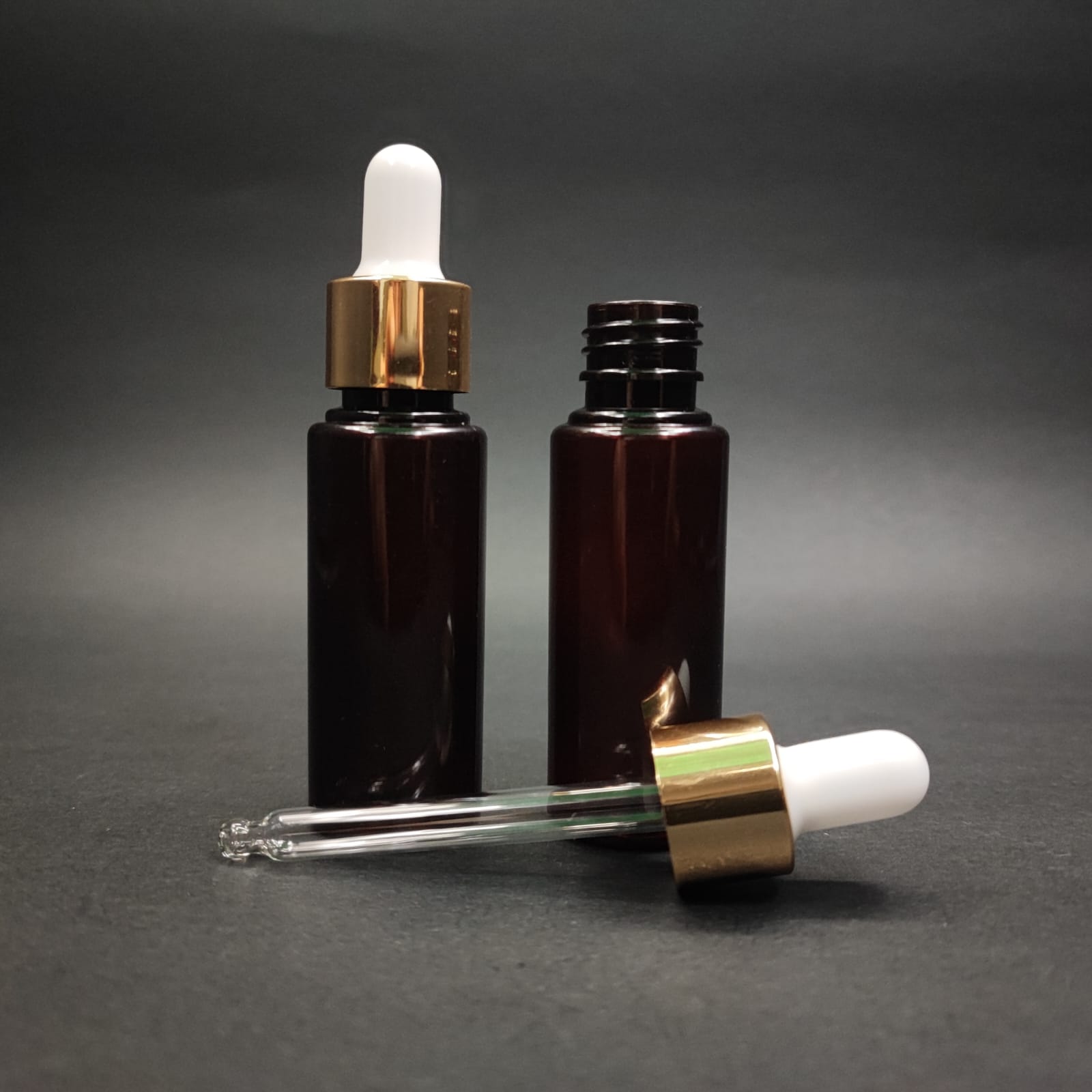 30 Cc Cam Damlalıklı Amber Plastik Şişe - 30 Ml Dropper Pet Şişe + Beyaz Emzik + Gold Kapak + Cam Pipet Set