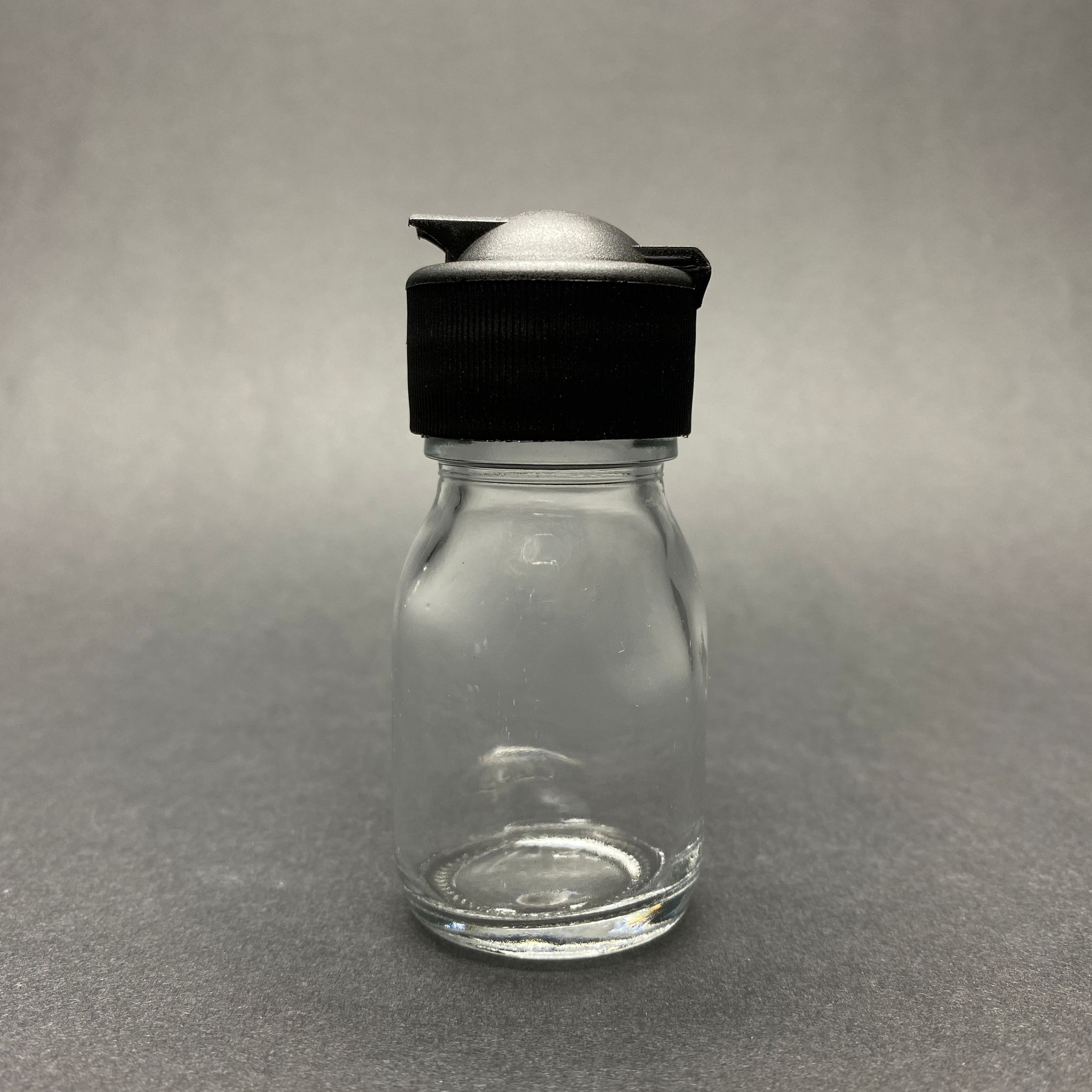 30 Cc Geniş Ağızlı Şeffaf Cam Şişe - Siyah Akıtıcılı Fliptop Kapaklı  - 30 Ml Cam Şişe - Mikroplardan Korunması İçin İlaçlanmıştır, Suya Tutunca Şeffaf Rengi Alır