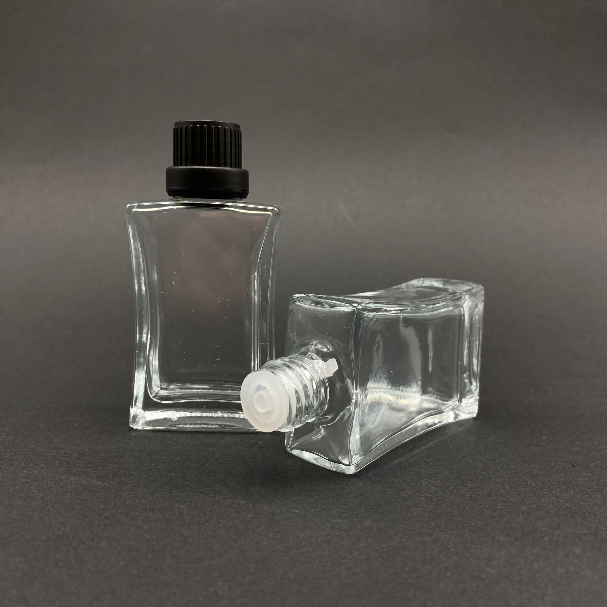 30 Cc Köşeli İçten Damlalıklı - Siyah Kilit Kapaklı Cam Şişe - 30 Ml Standart İçten Damlalıklı Cam Şişe