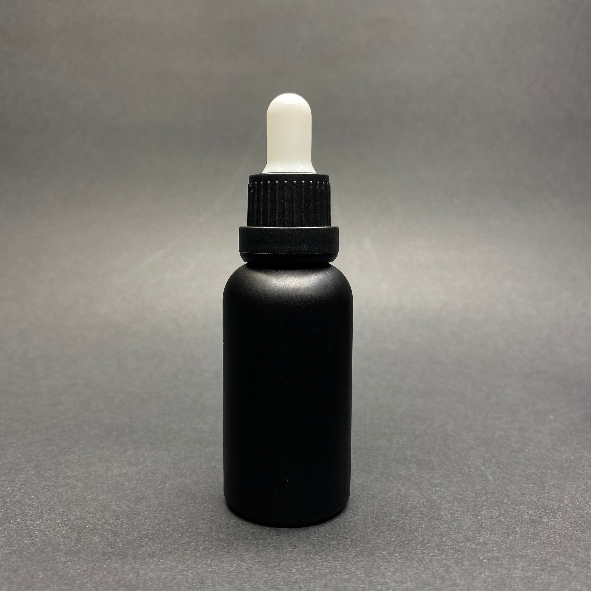 30 Cc Mat Siyah Boyalı Cam Damlalıklı Şişe - Beyaz Emzik - Siyah Kilitli Kapak - 30 Ml Cam Damlalıklı Şişe