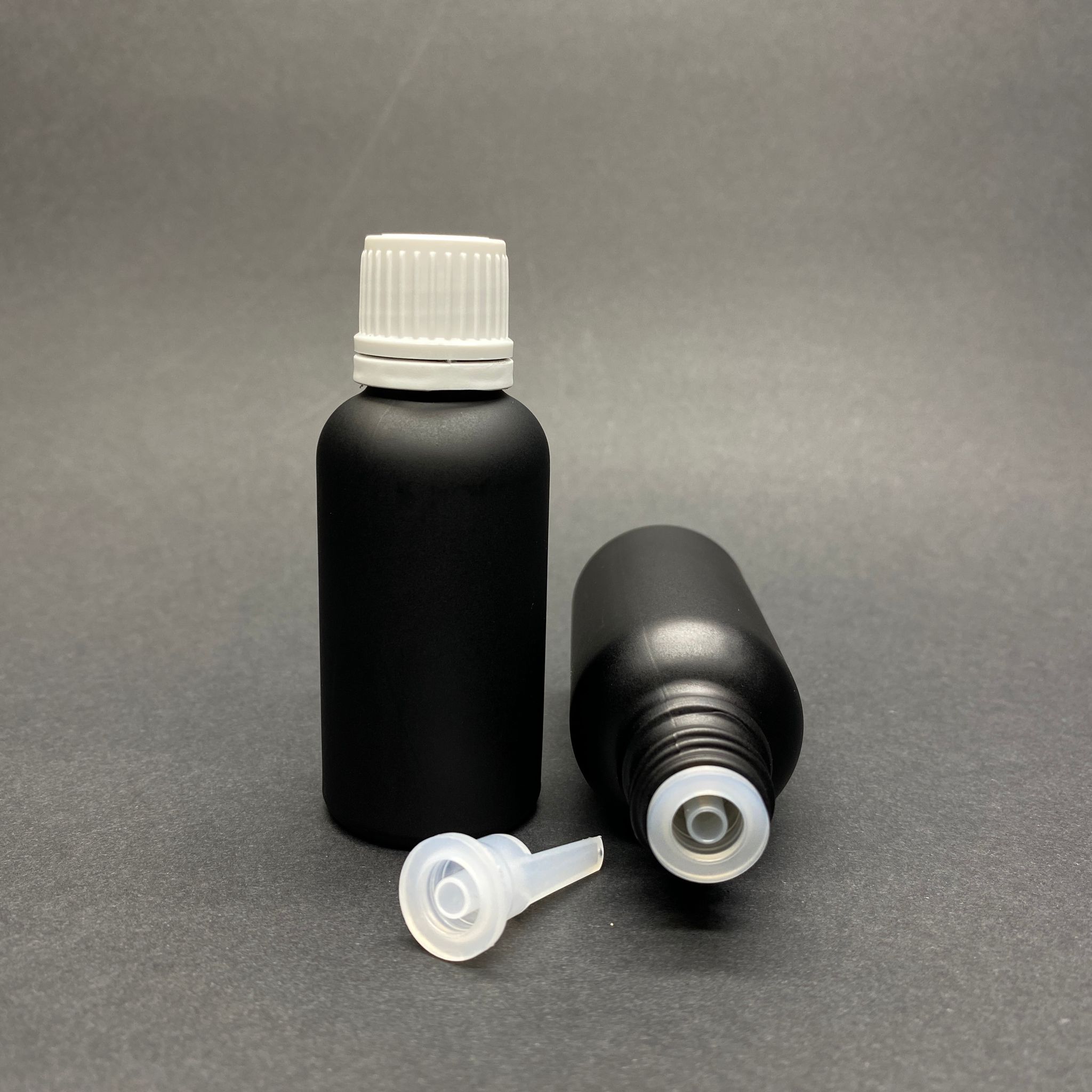 30 Cc Mat Siyah Boyalı İçten Damlalıklı - Beyaz Kilit Kapaklı Cam Şişe - 30 Ml Yeni İçten Damlalıklı Cam Şişe