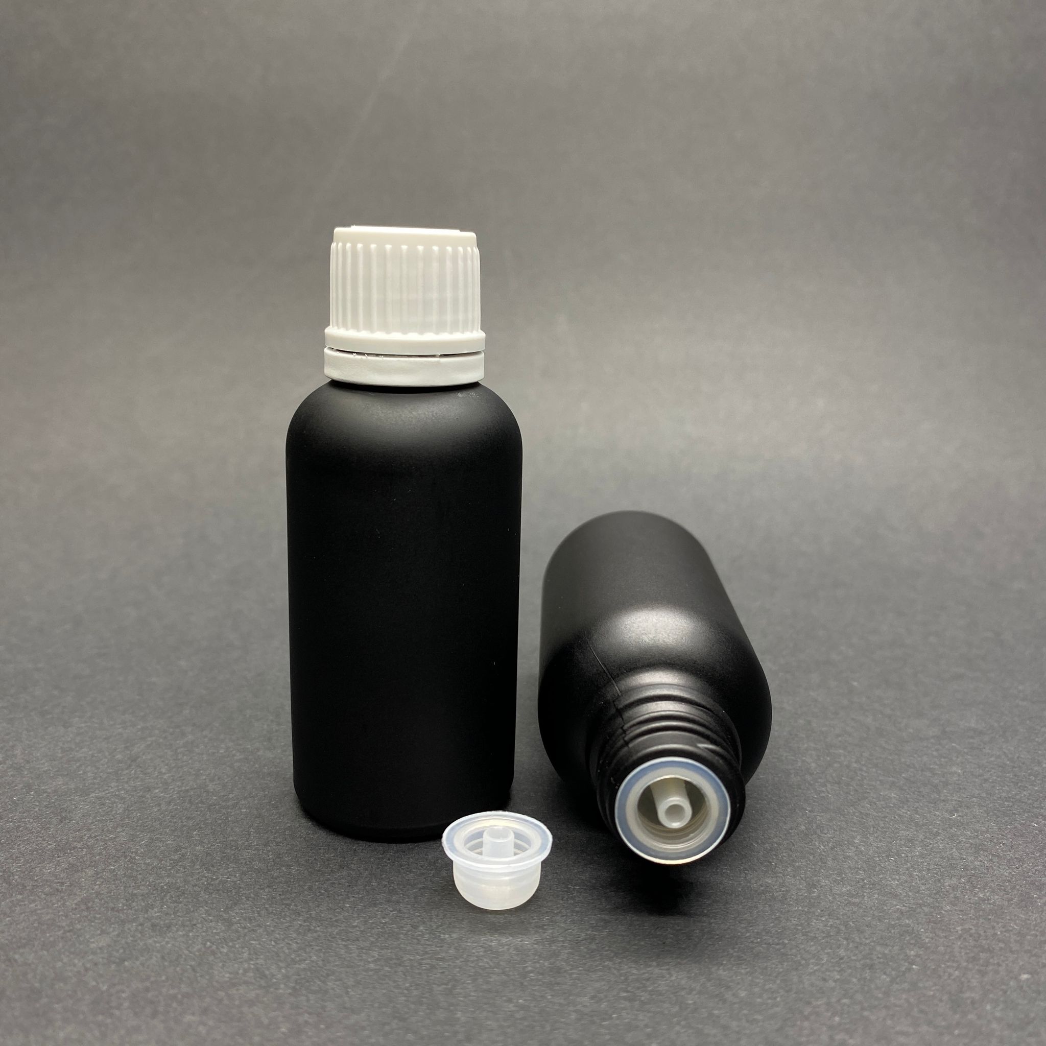 30 Cc Mat Siyah Boyalı İçten Damlalıklı (Opsiyonel Damlalık) - Beyaz Kilitli Kapaklı Cam Şişe - 30 Ml Kolonya Tıpalı Cam Şişe