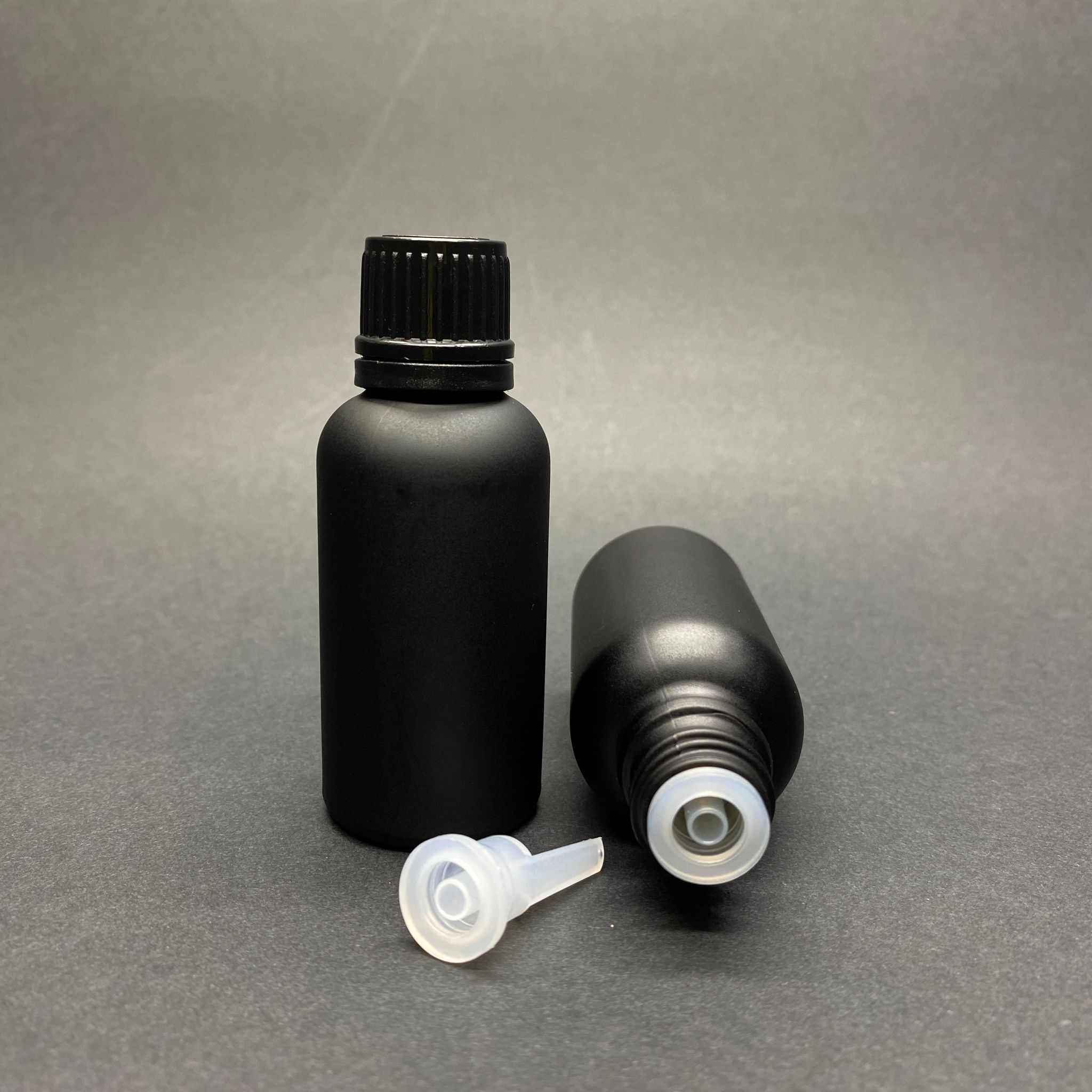 30 Cc Mat Siyah Boyalı İçten Damlalıklı - Siyah Kilit Kapaklı Cam Şişe - 30 Ml Yeni İçten Damlalıklı Cam Şişe