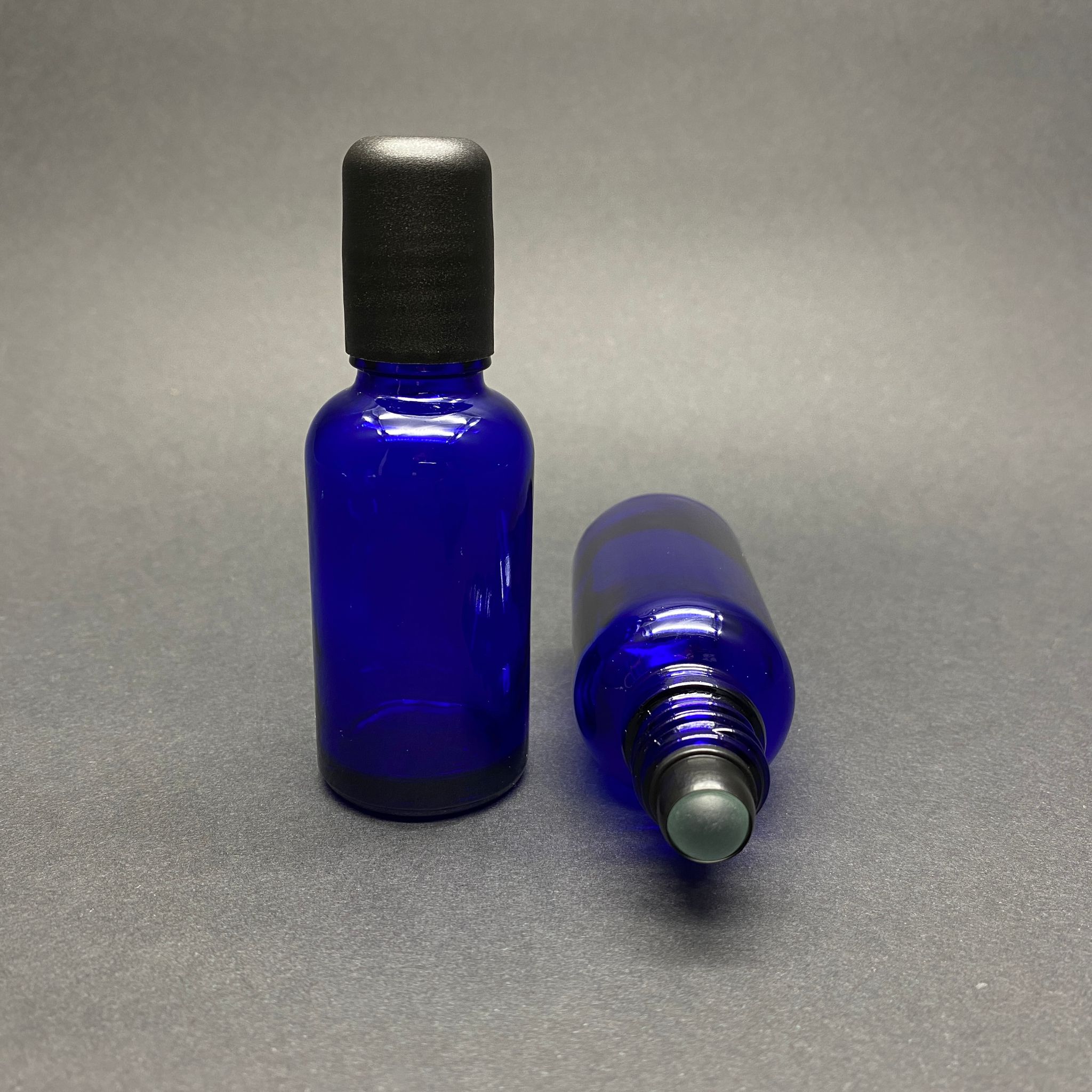 30 Cc Mavi Cam Roll-On Şişesi - Siyah Kapaklı -  30 Ml Cam Bilyeli Şişe - Cam Roll On Şişe - Cam Esans Şişesi