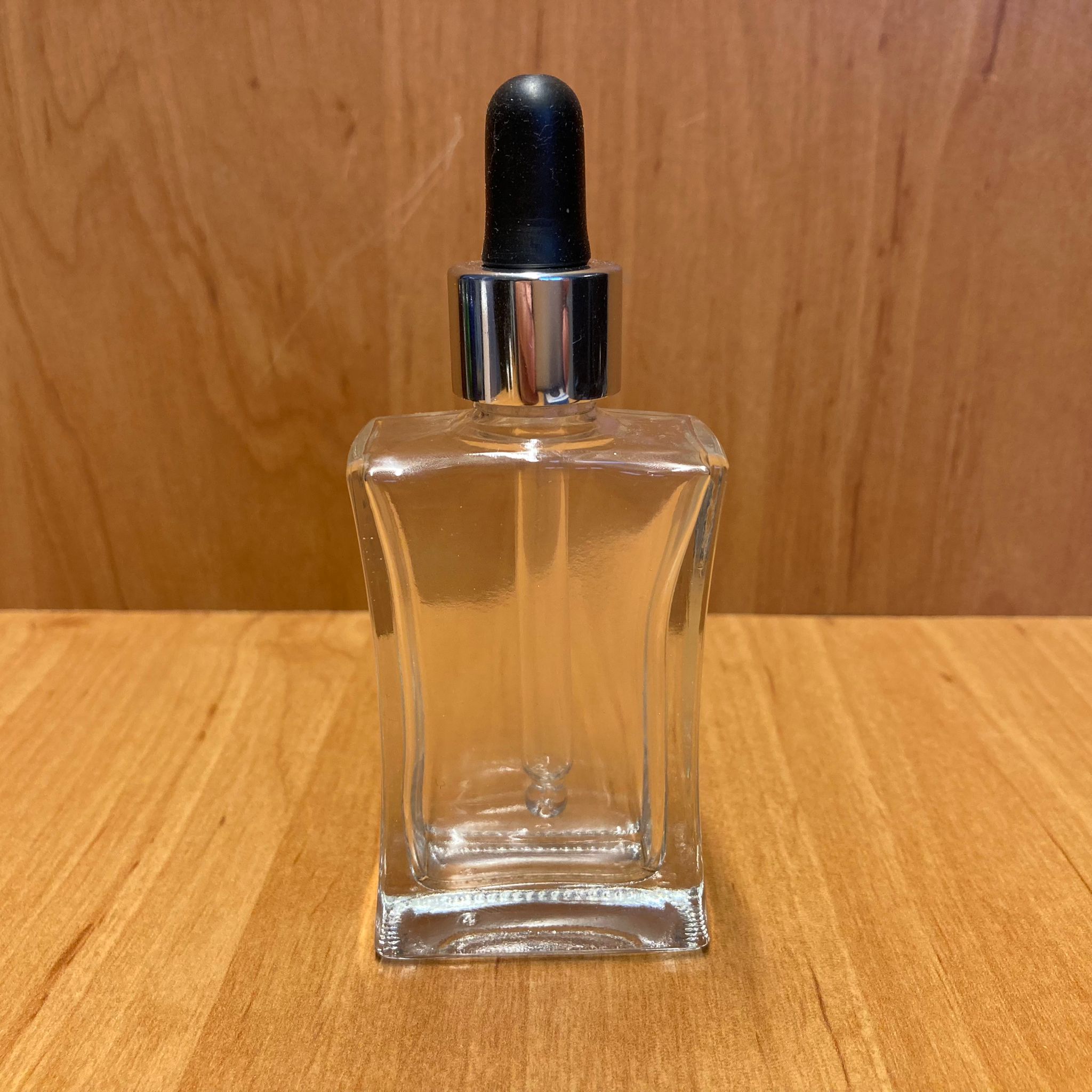 30 Cc Şeffaf Köşeli Cam Damlalıklı Şişe - Siyah Emzik - Gümüş Metalik Kapak - 30 Ml Saydam Cam Damlalıklı Şişe