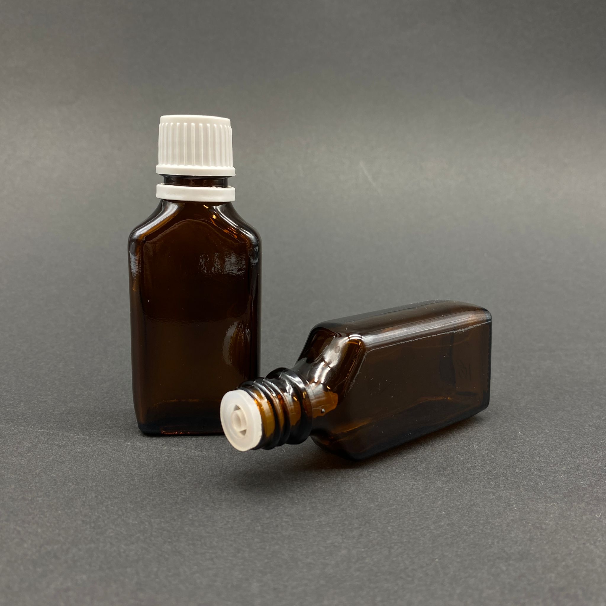 30 Cc Yassı Amber İçten Damlalıklı - Beyaz Kilit Kapaklı Cam Şişe - 30 Ml Kahverengi Yeni İçten Damlalıklı Cam Şişe
