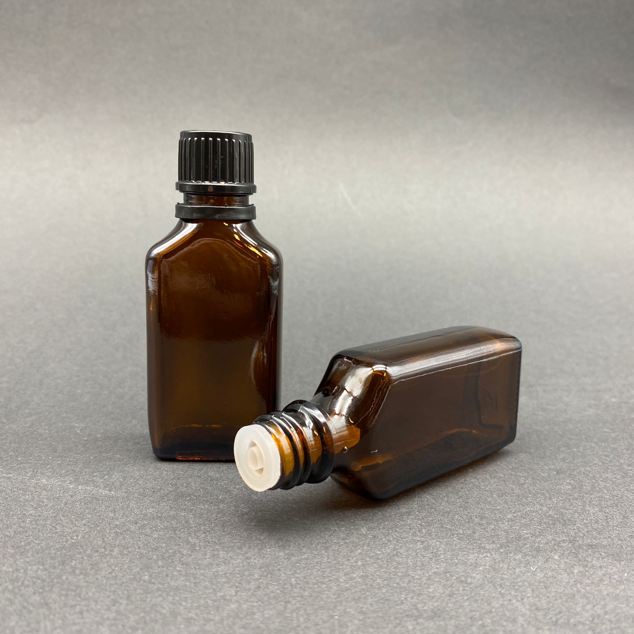 30 Cc Yassı Amber İçten Damlalıklı - Siyah Kilit Kapaklı Cam Şişe - 30 Ml Kahverengi Yeni İçten Damlalıklı Cam Şişe