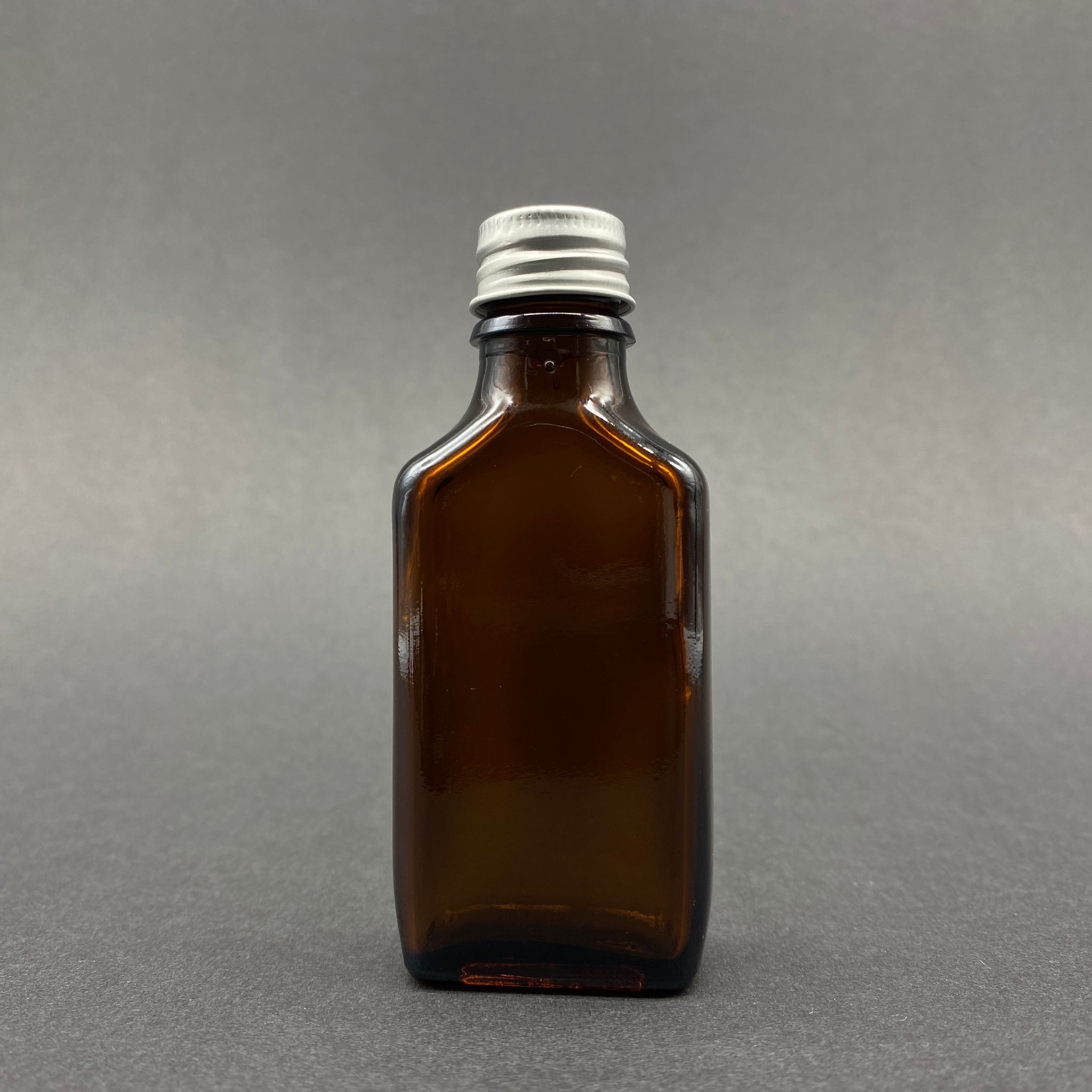 30 Cc Yassı Kahverengi Cam Şişe - Gümüş Vidalı Metal Kapaklı - 30 Ml Amber Standart Cam Şişe