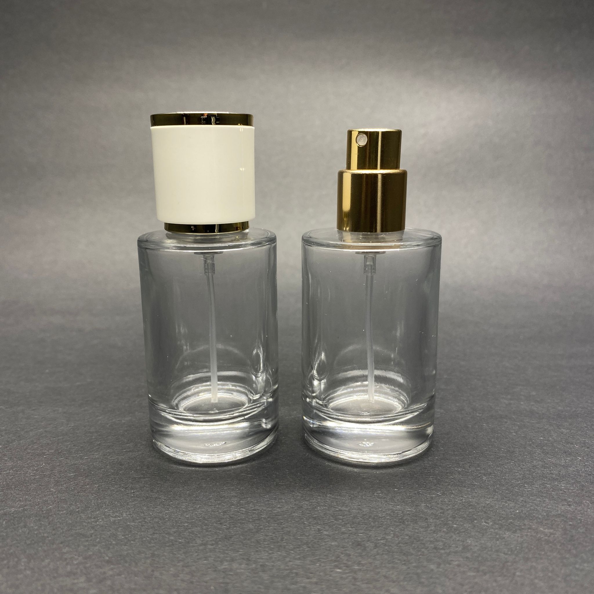30 Ml Silindir Model Savage Parfüm Şişesi - Gold Metal Spreyli + Gold Beyaz Kapaklı (Ağız 15 Mm Geçme Kolay Kapama)