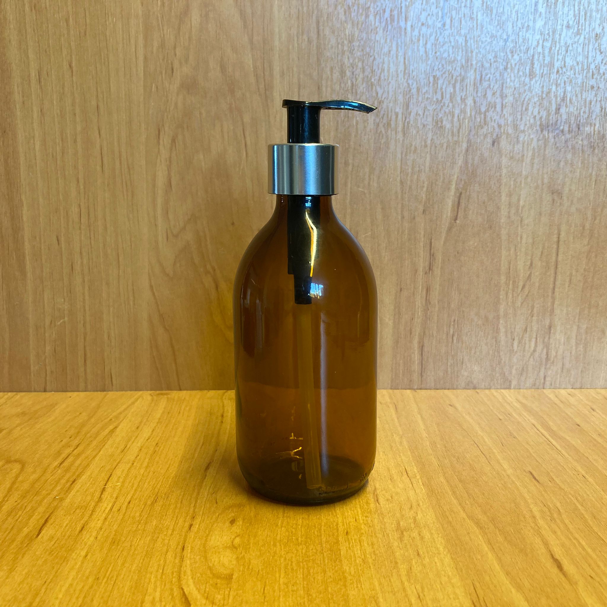 300 Cc Amber Cam Şişe - Gümüş Pompalı - 300 Ml Kahverengi Pompalı Şişe