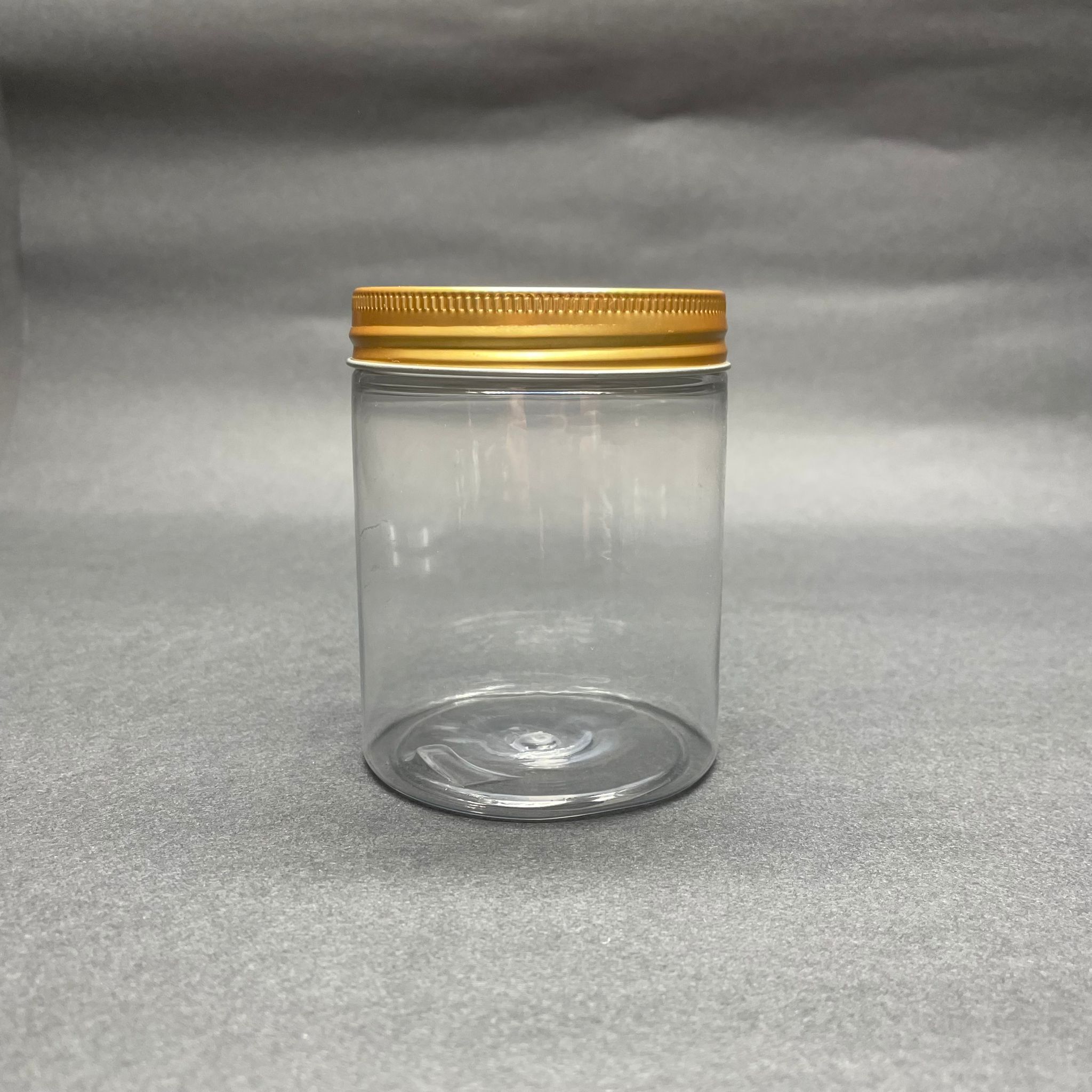 300 Cc Şeffaf Sert Plastik Kavanoz - Gold Metal Kapaklı - 300 Ml Metal Kapaklı Plastik Kavanoz - Kozmetik Kavanoz, Gıda Kavanozu Ve Krem Kavanozu Olarak Kullanabilirsiniz